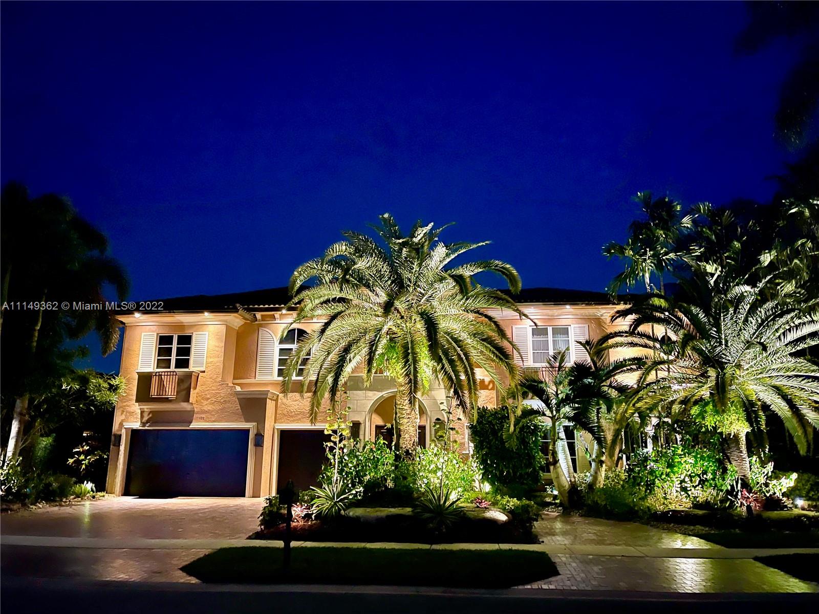 HAWKS LANDING/ENCLAVE - Residential