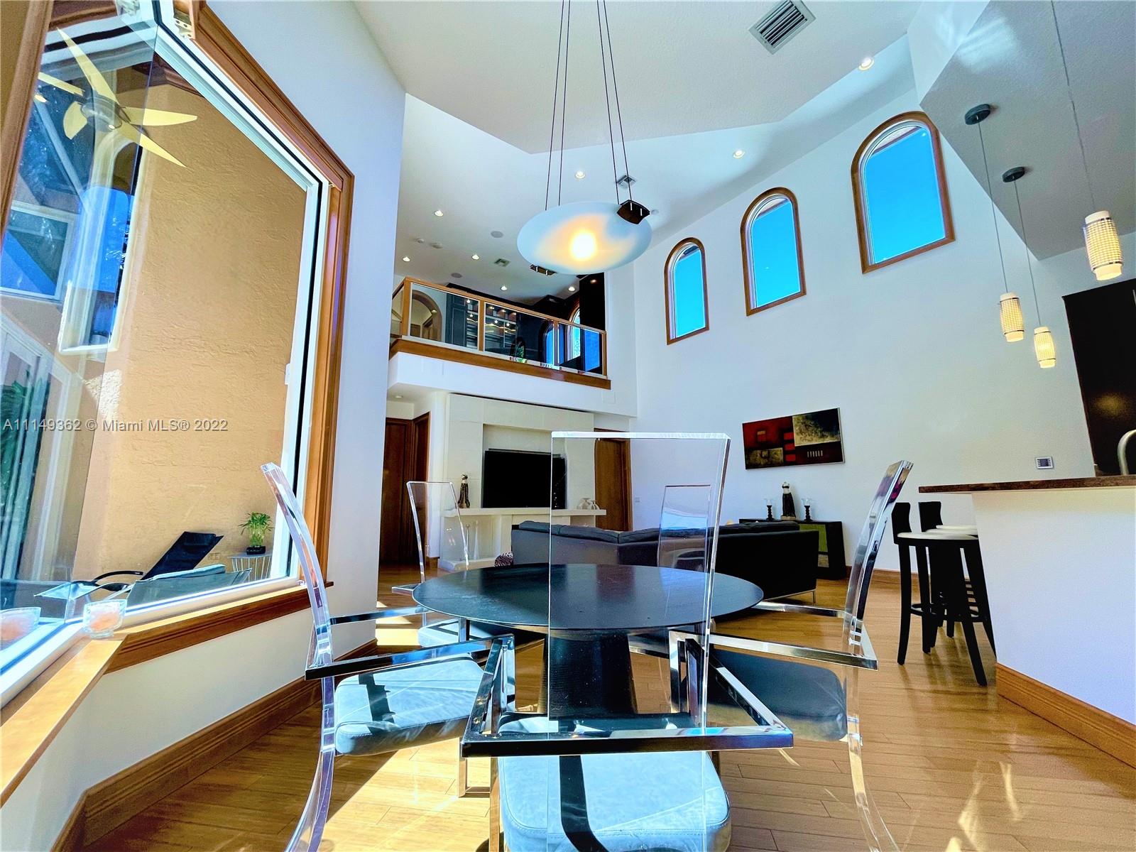 HAWKS LANDING/ENCLAVE - Residential