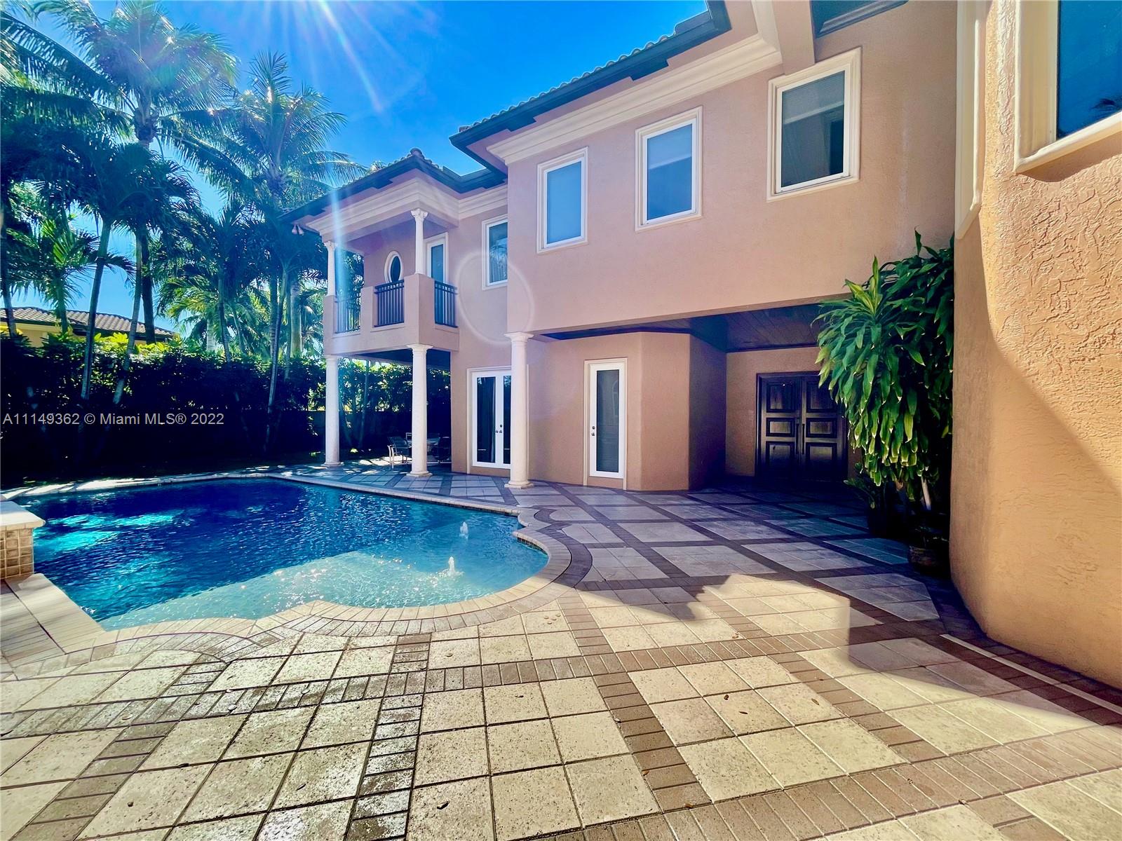 HAWKS LANDING/ENCLAVE - Residential