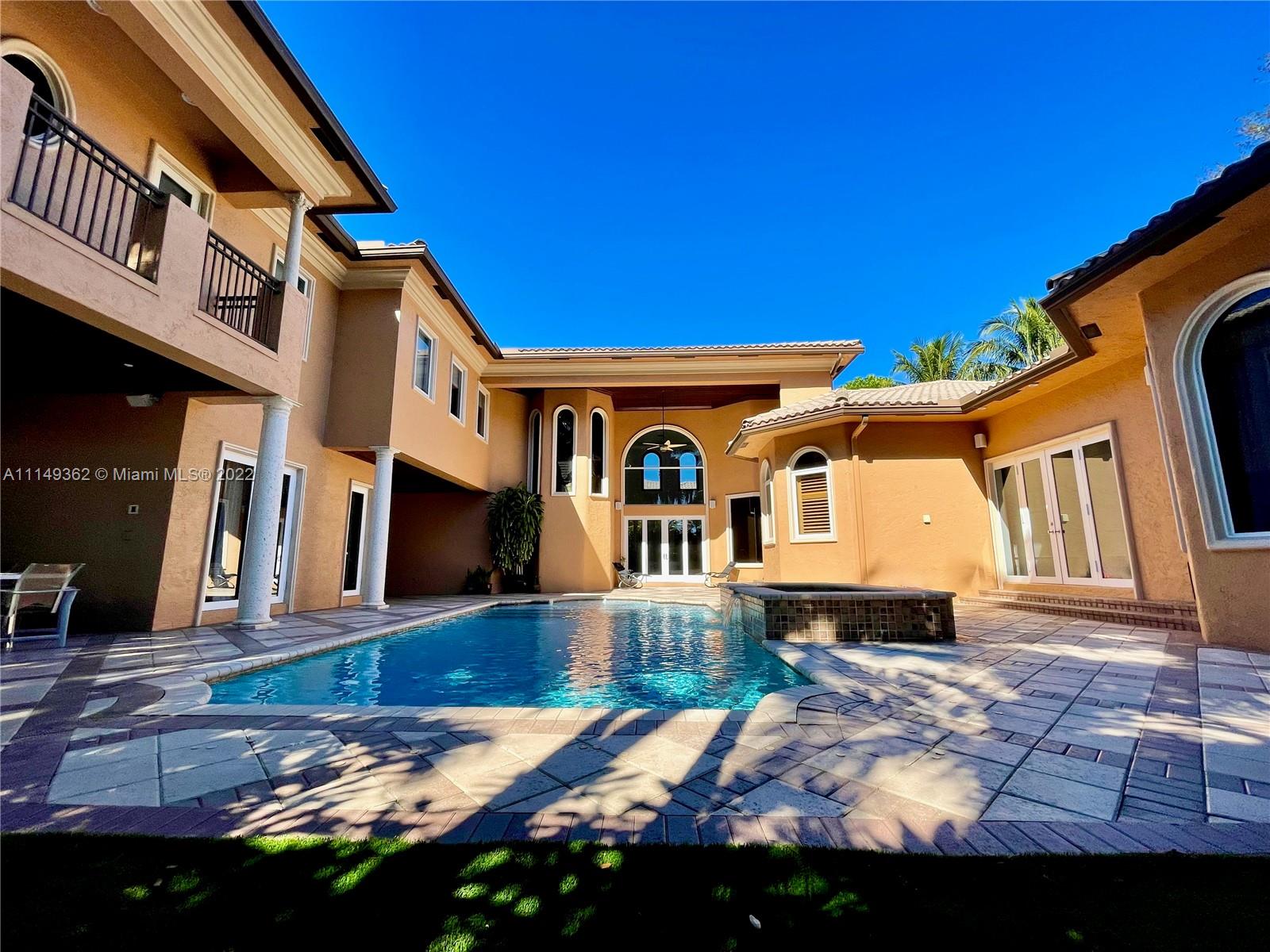 HAWKS LANDING/ENCLAVE - Residential