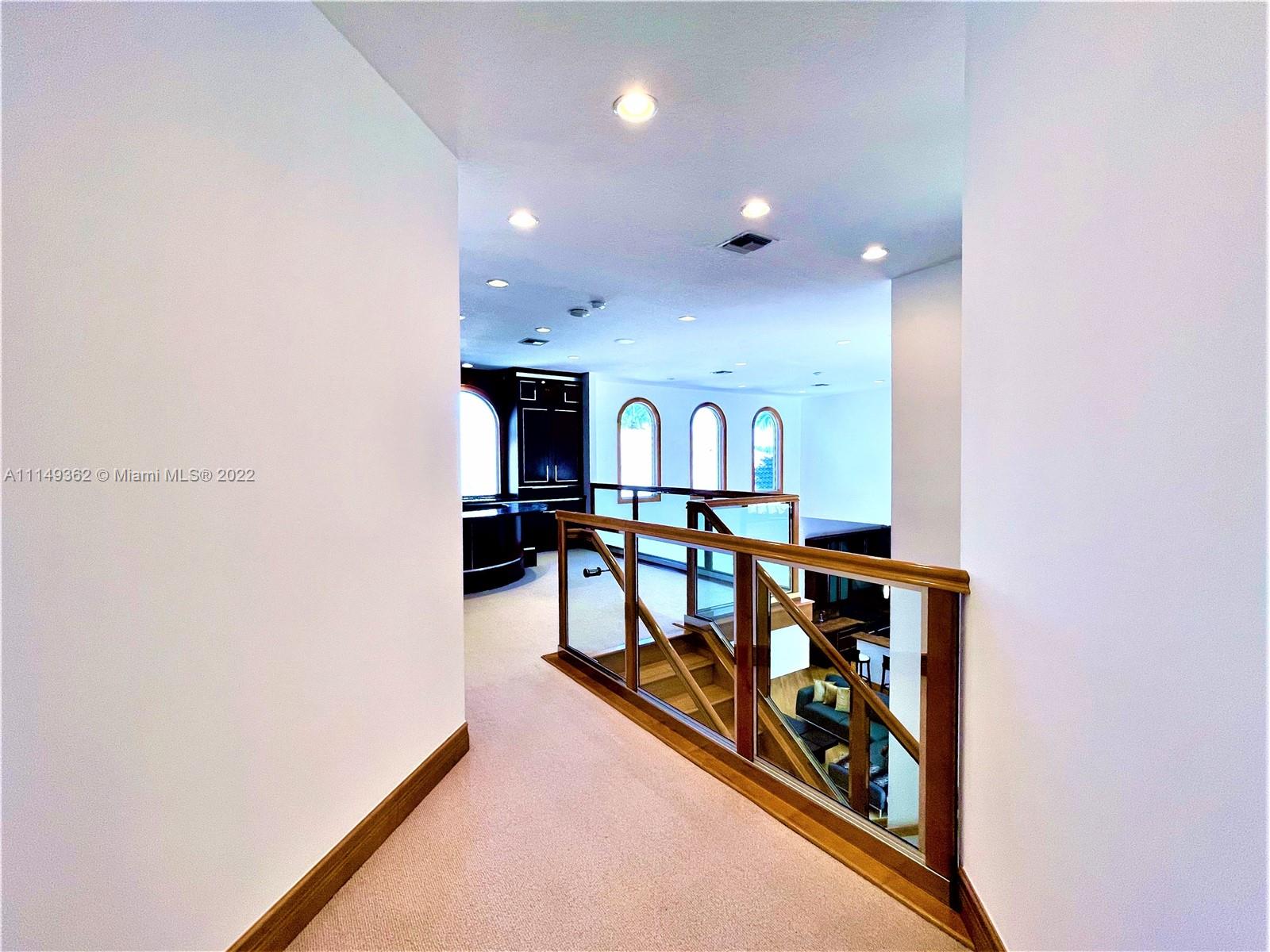 HAWKS LANDING/ENCLAVE - Residential