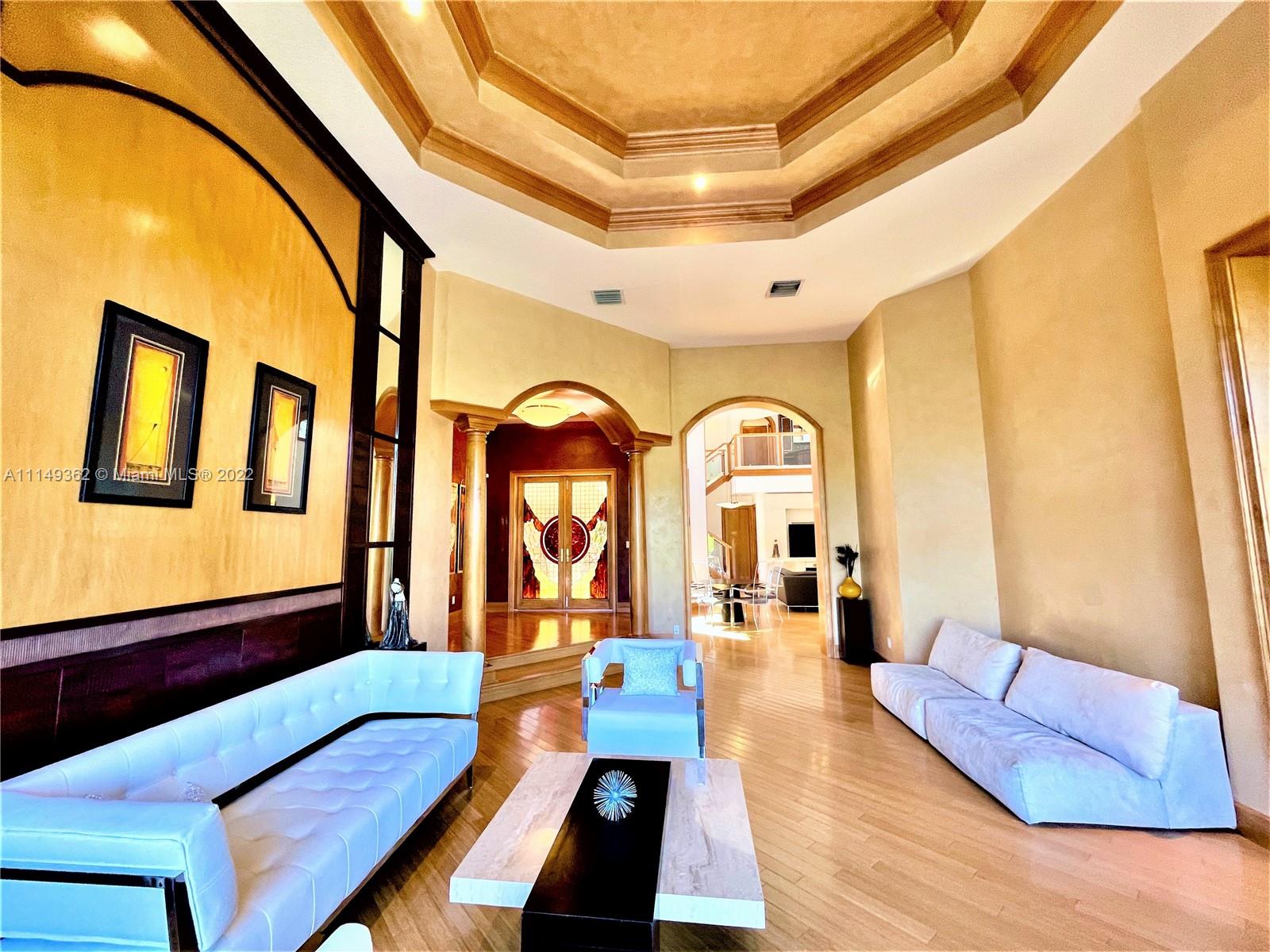 HAWKS LANDING/ENCLAVE - Residential