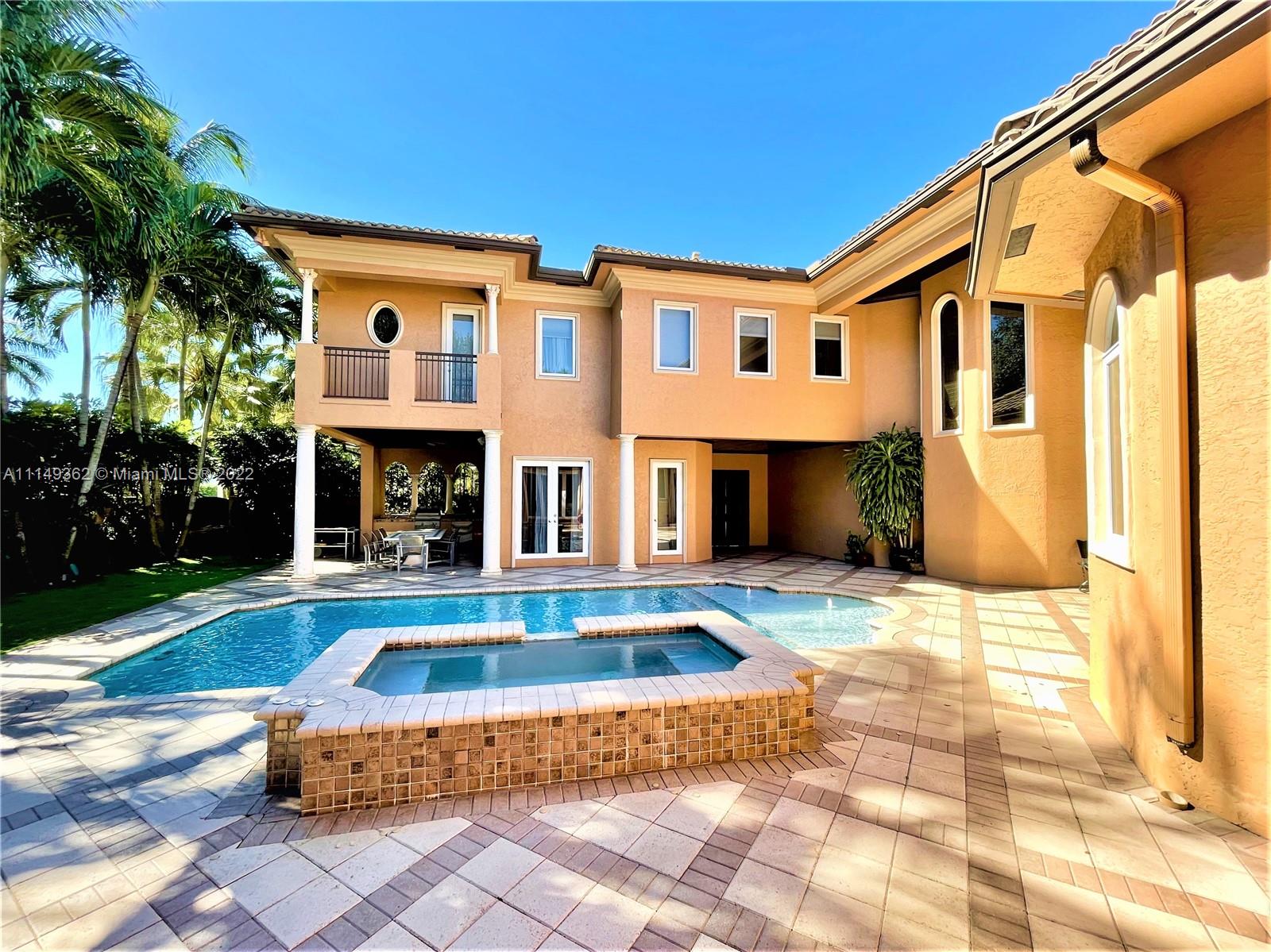 HAWKS LANDING/ENCLAVE - Residential
