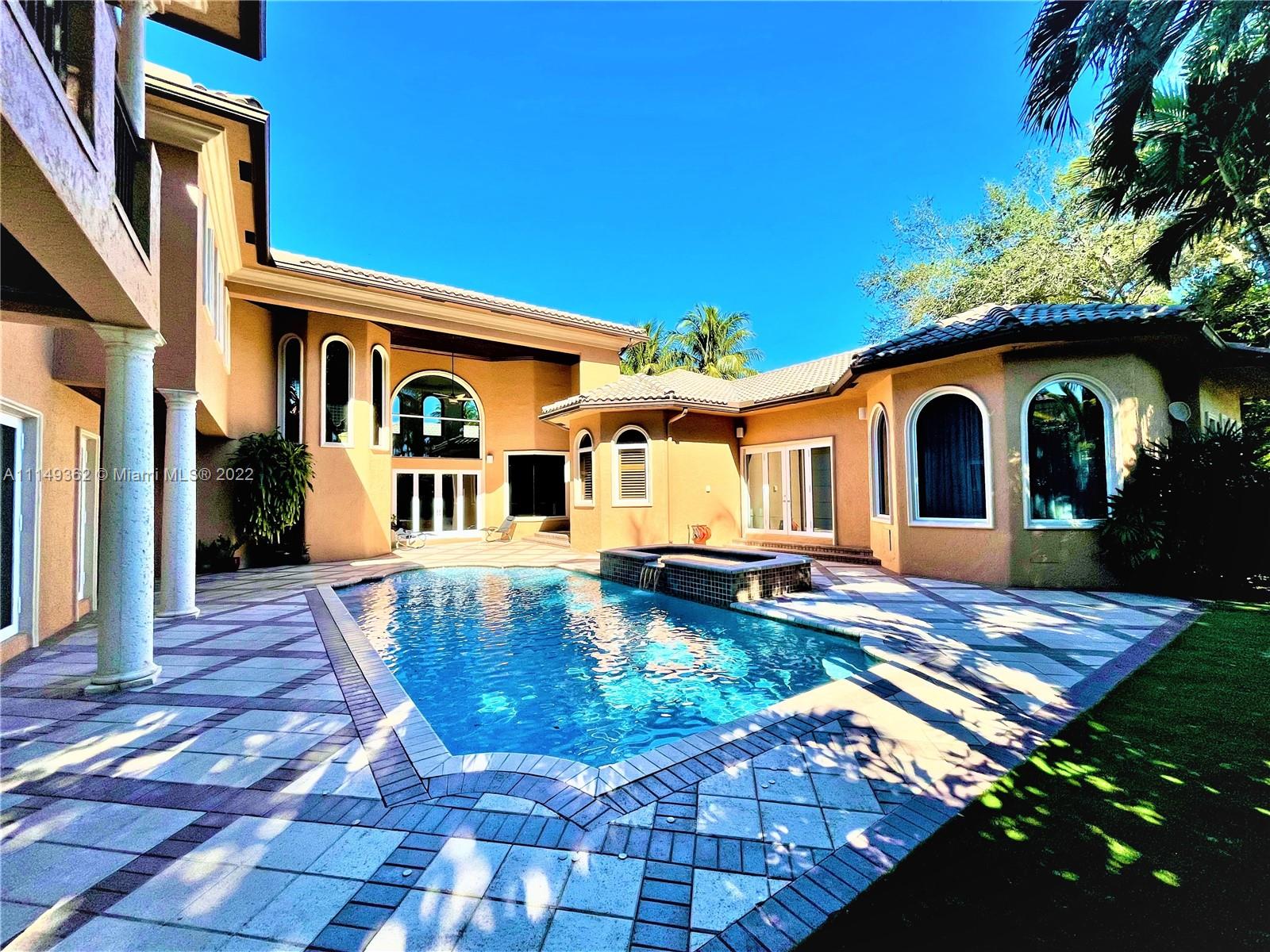 HAWKS LANDING/ENCLAVE - Residential