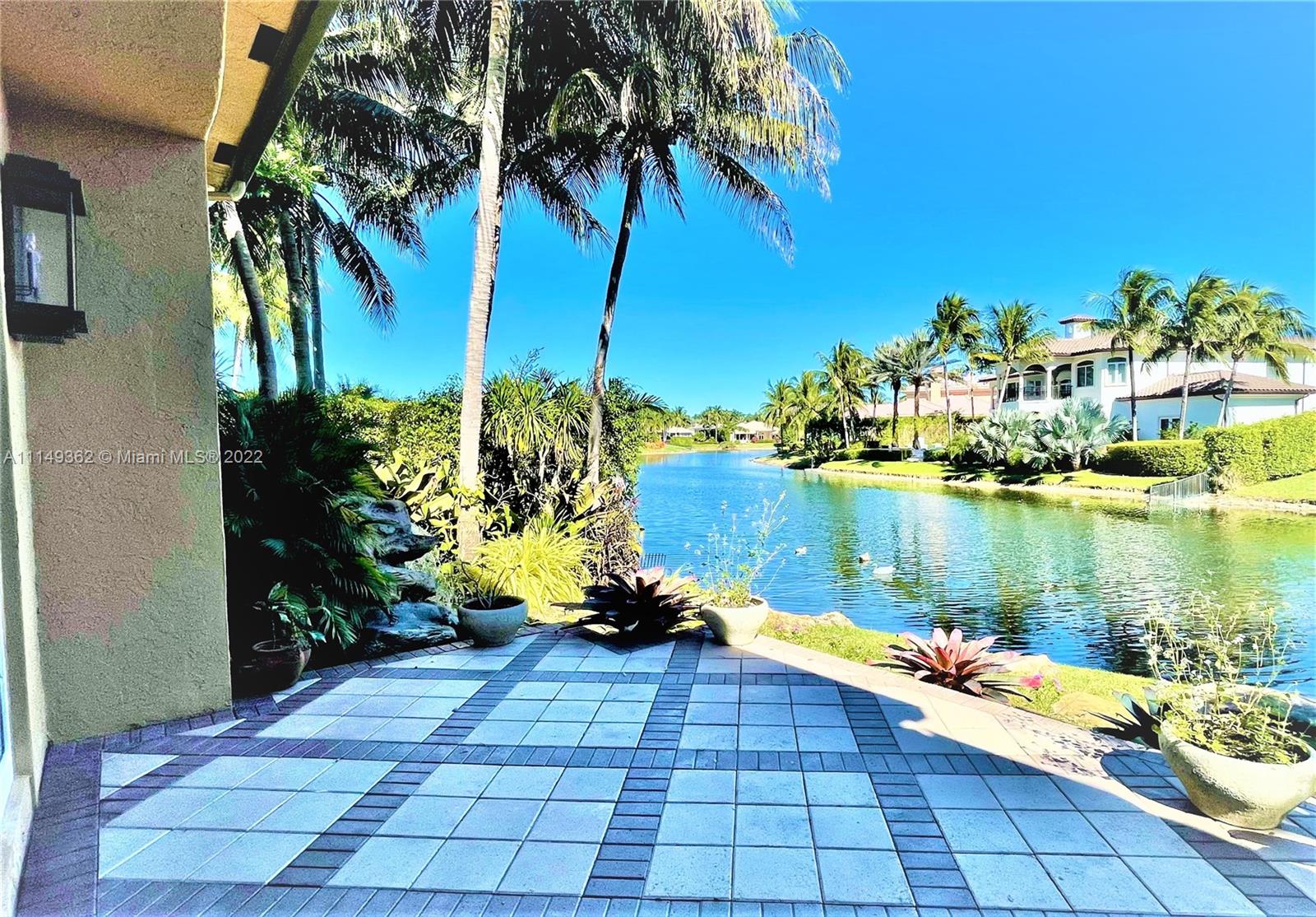 HAWKS LANDING/ENCLAVE - Residential