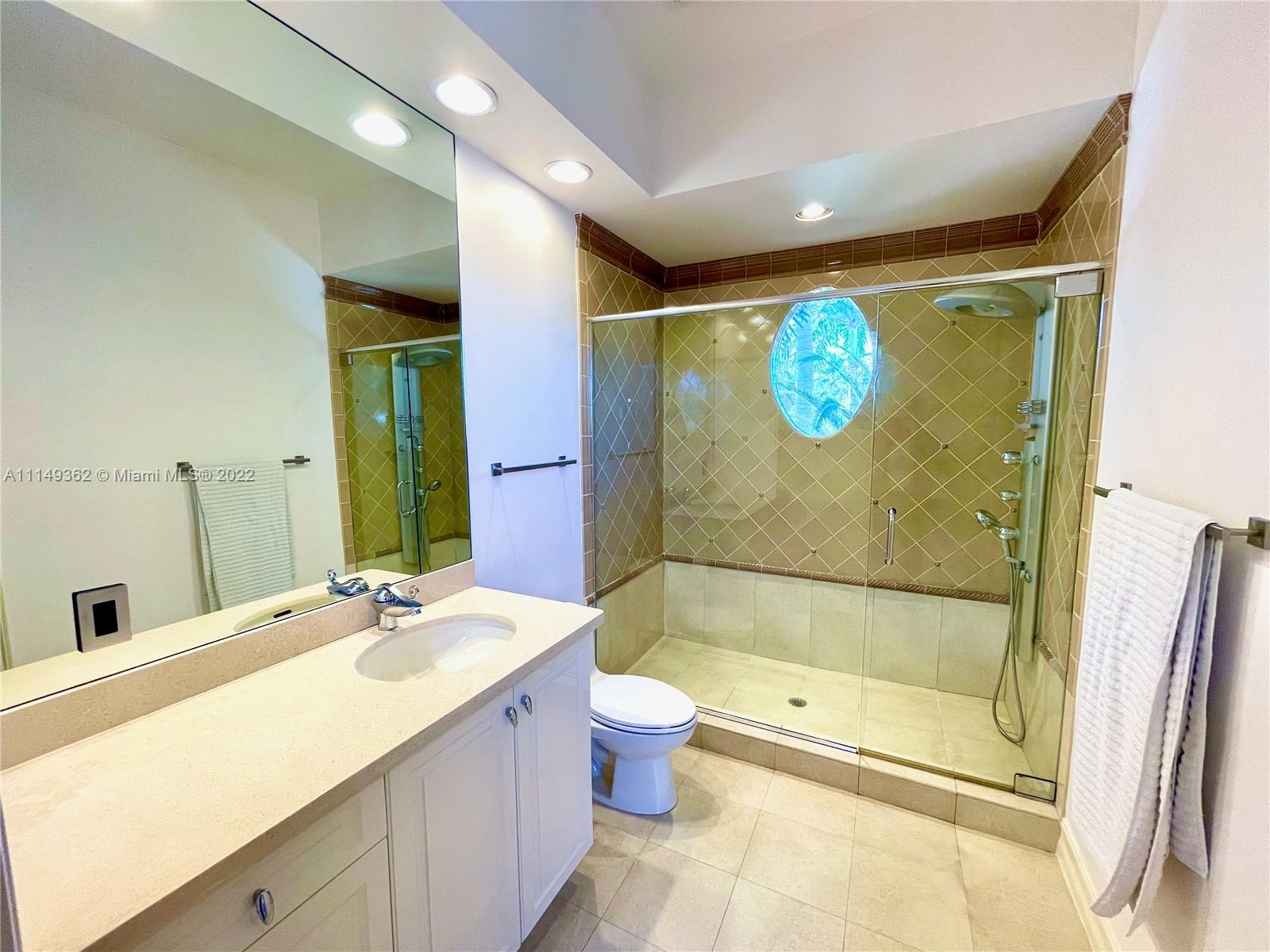 HAWKS LANDING/ENCLAVE - Residential
