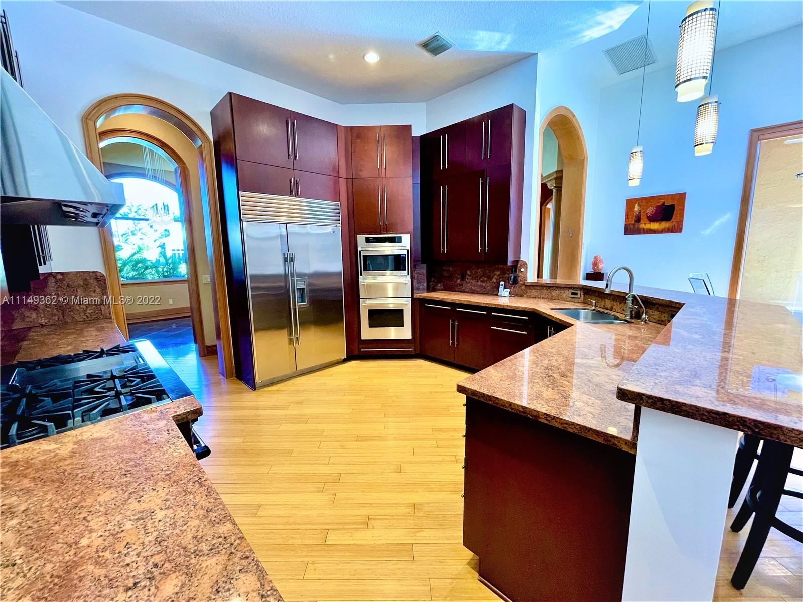 HAWKS LANDING/ENCLAVE - Residential