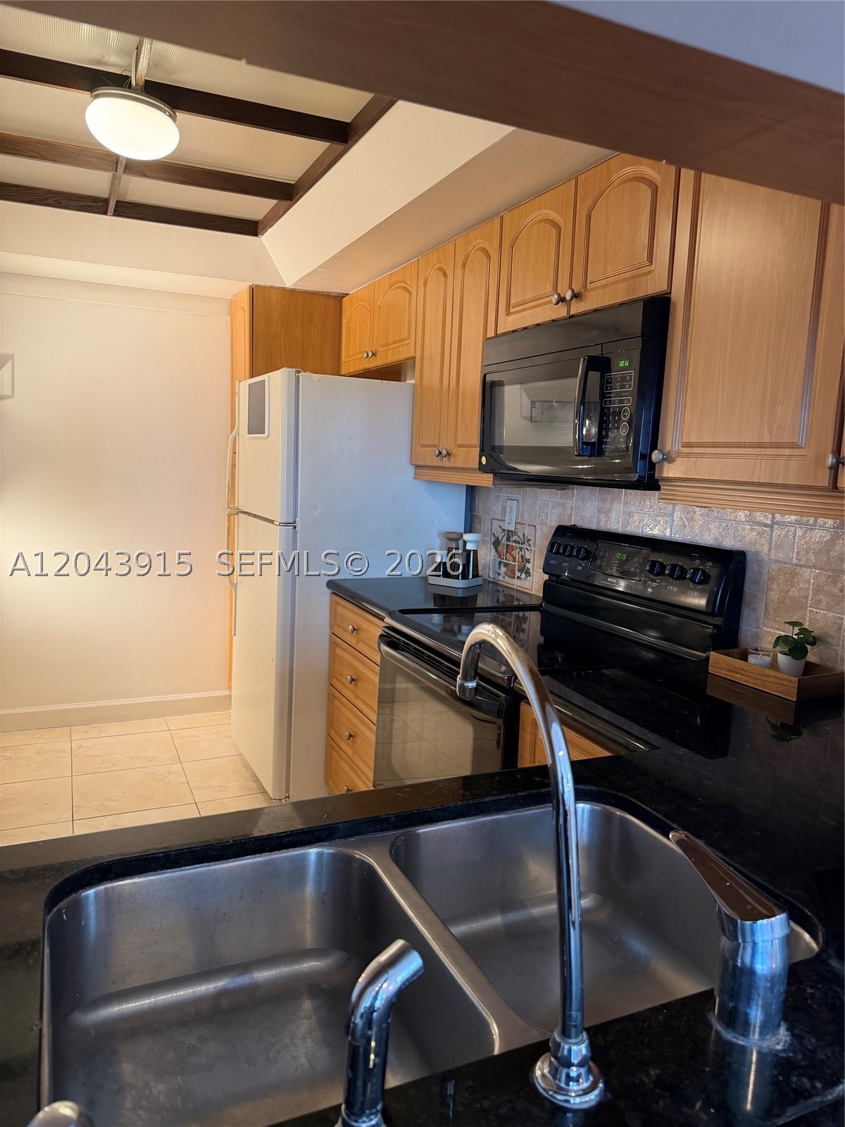 BRICKELL KEY ONE CONDO - Residential Lease