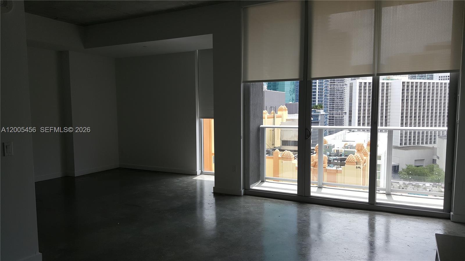 CENTRO CONDO - Residential