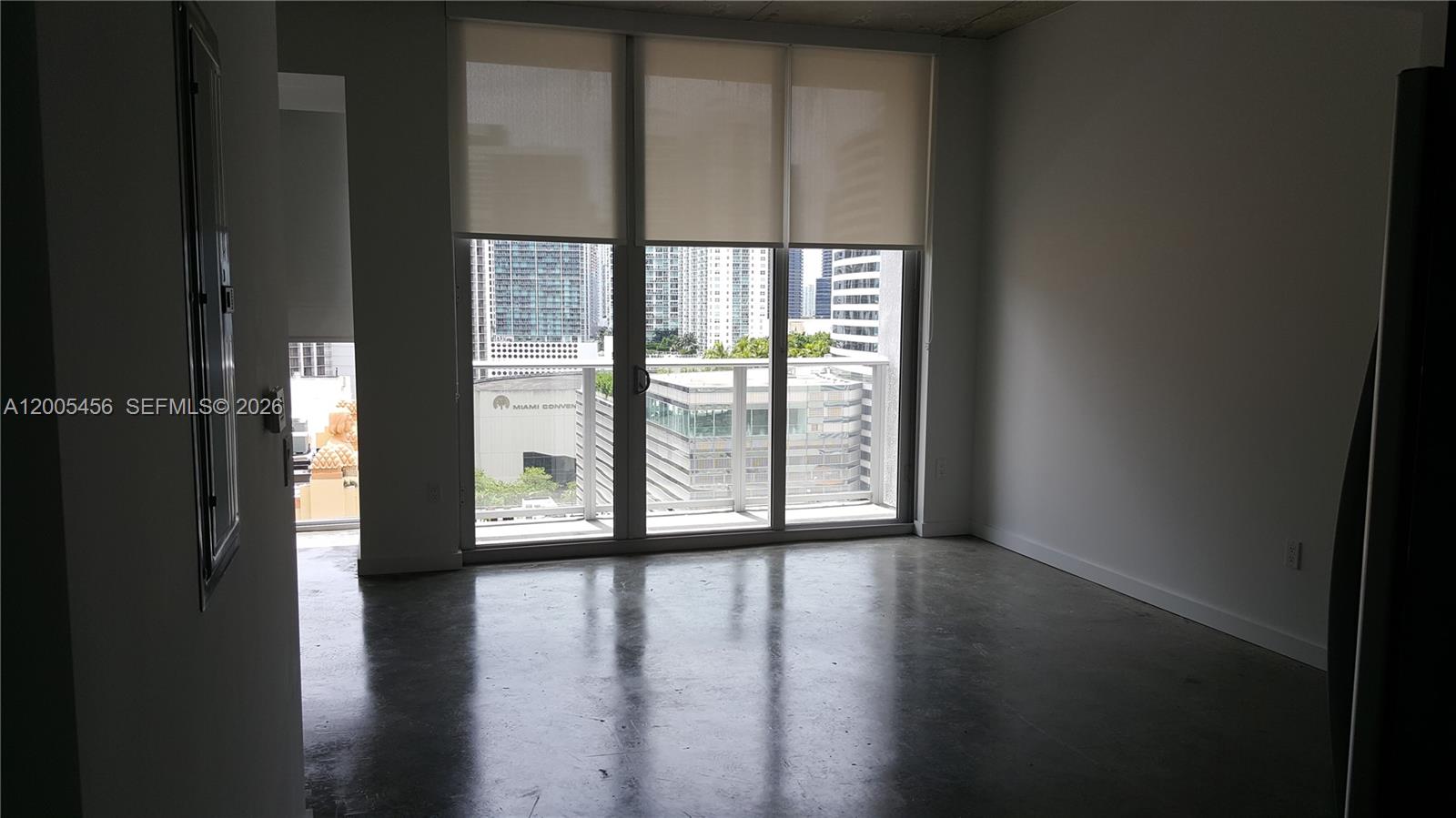 CENTRO CONDO - Residential