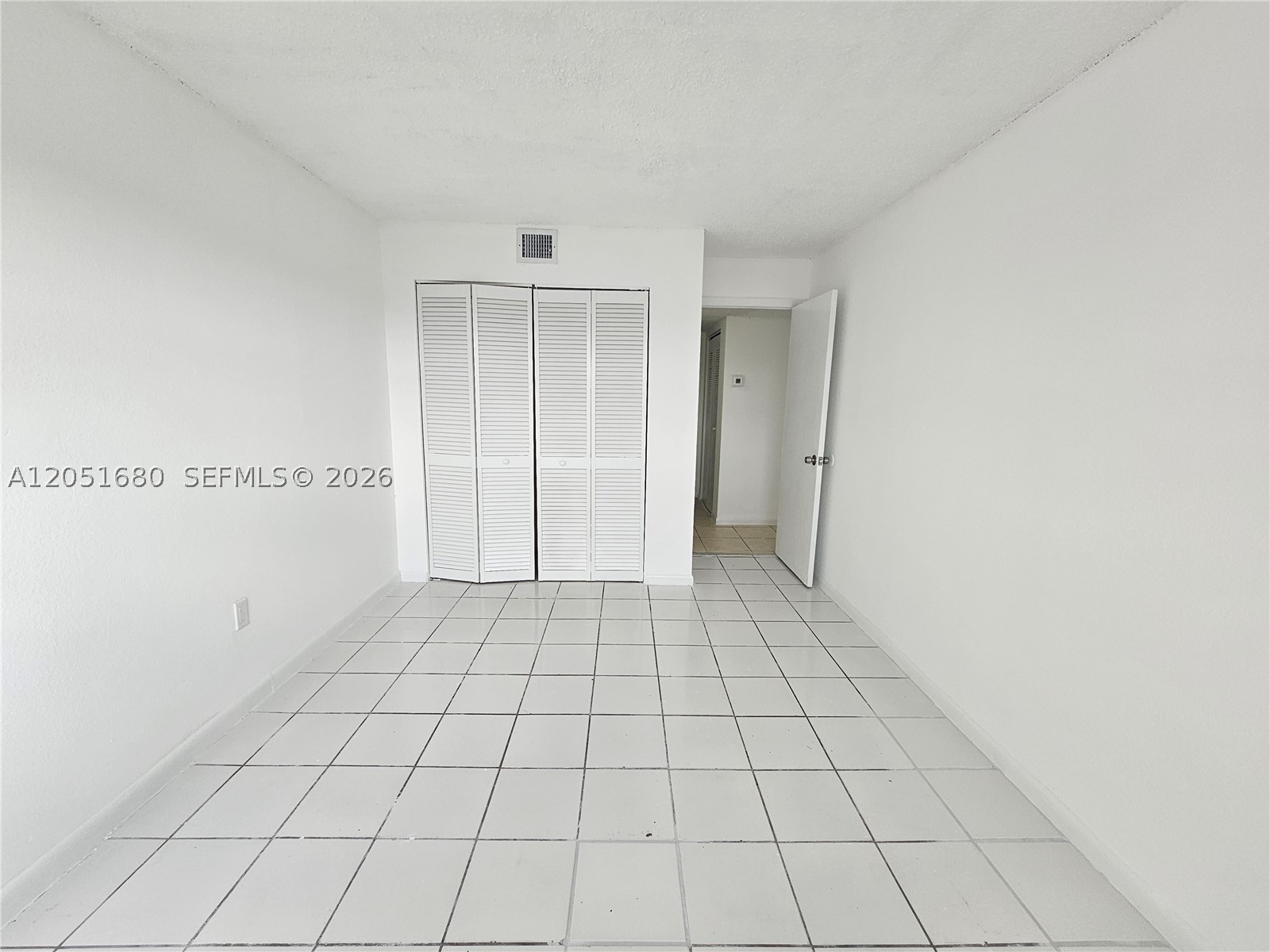 SUNSET HILLS I CONDO - Residential