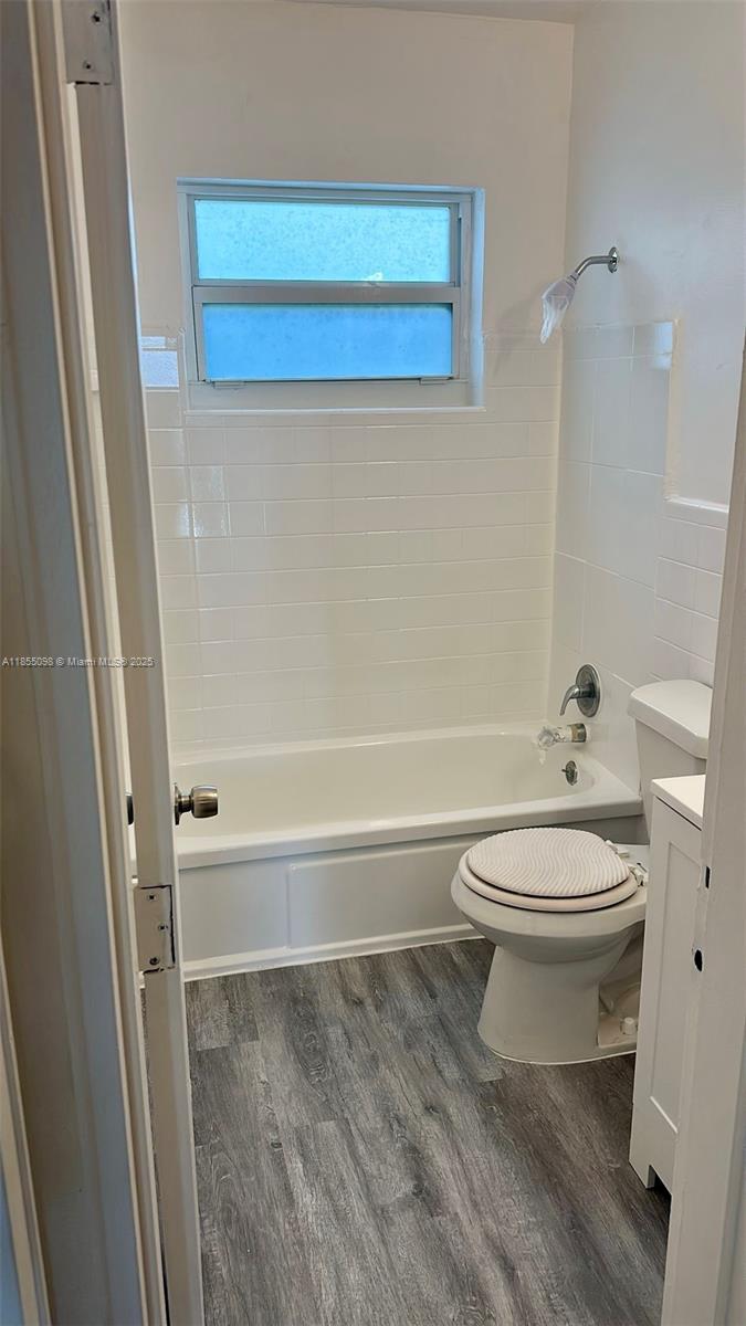 PRESTIGE APTS INC CO-OP - Residential Lease