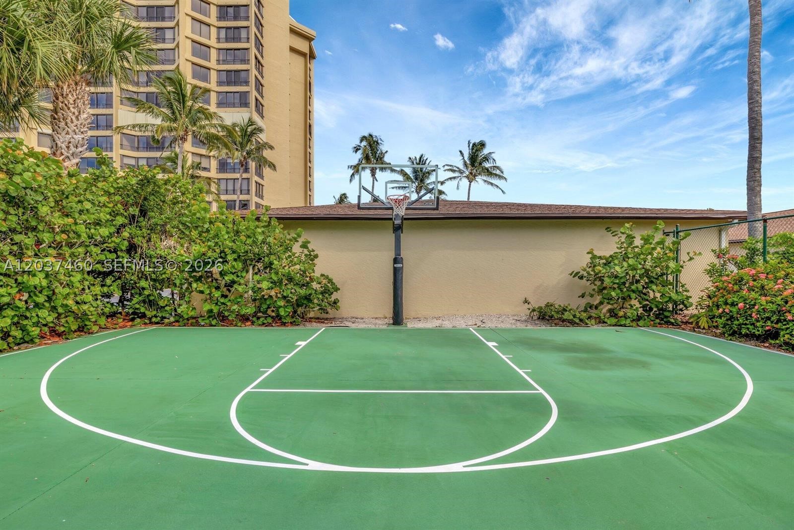 CATAMARAN LL CONDOMINIUM - Residential