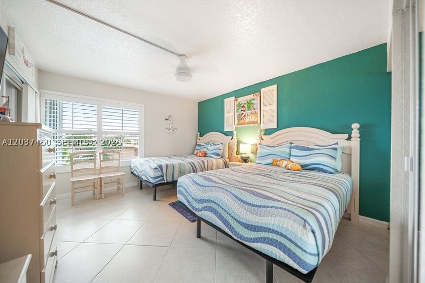 CATAMARAN LL CONDOMINIUM - Residential