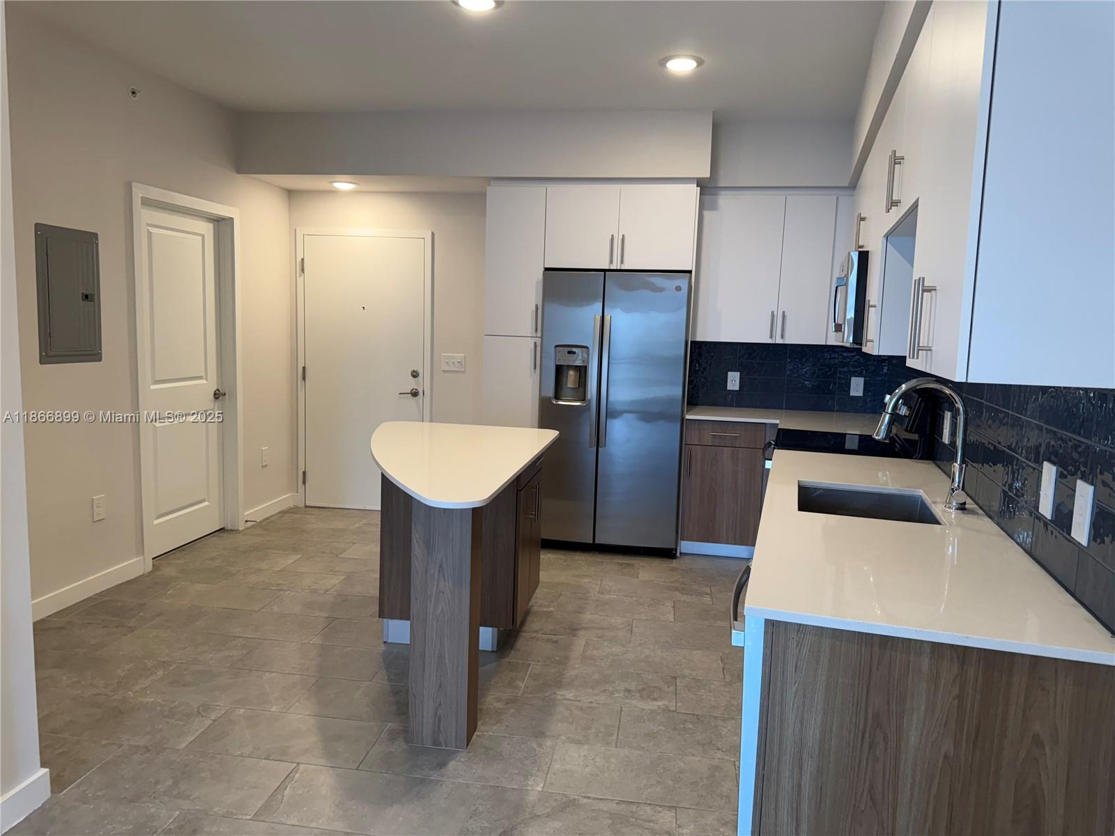 2275 W STATE ROAD 84 PLAT - Residential Lease