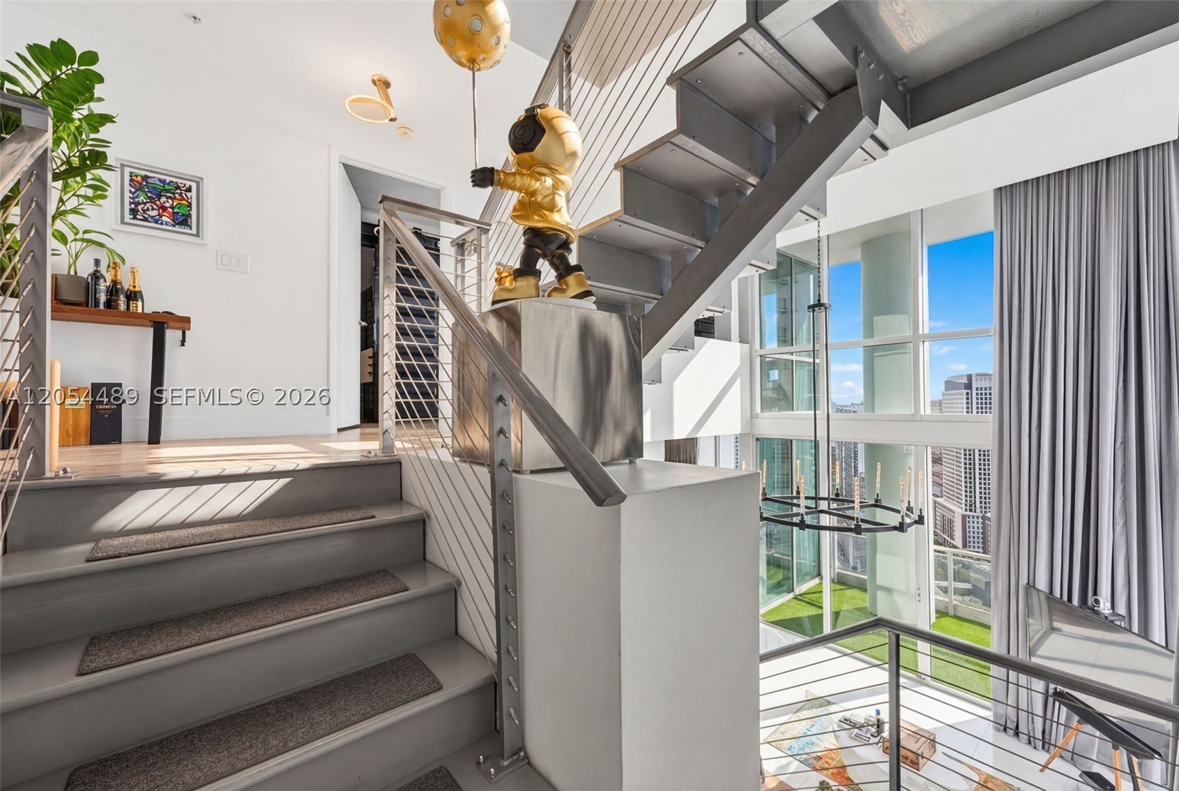 IVY CONDO - Residential