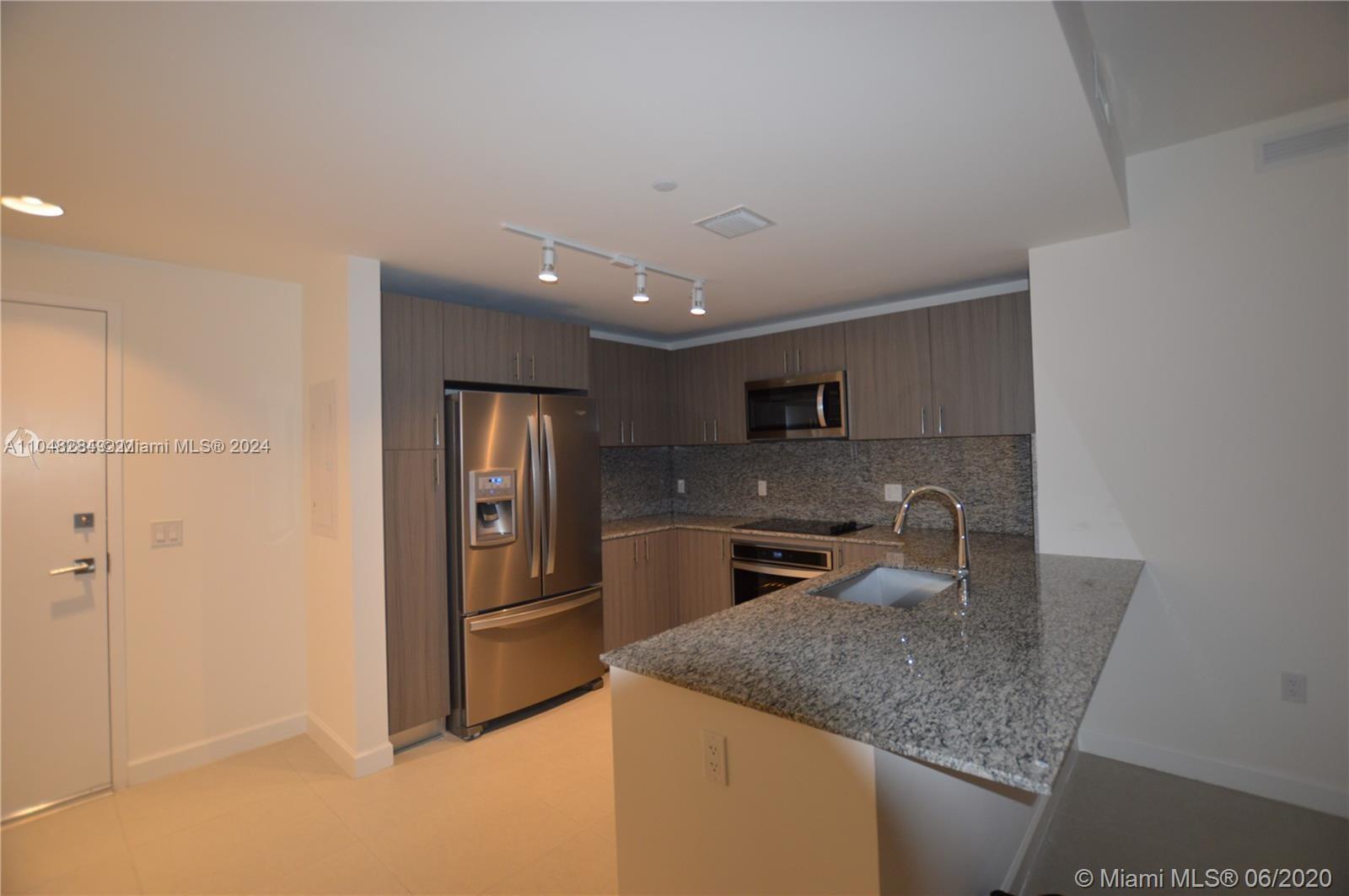 5350 PARK CONDO - Residential