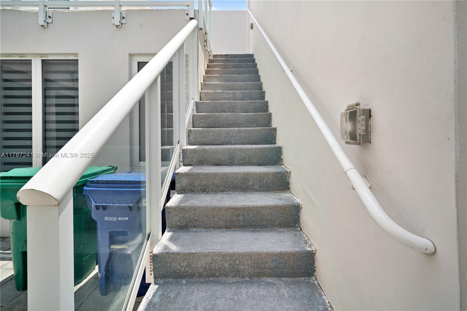 LANDMARK AT DORAL - Residential Lease