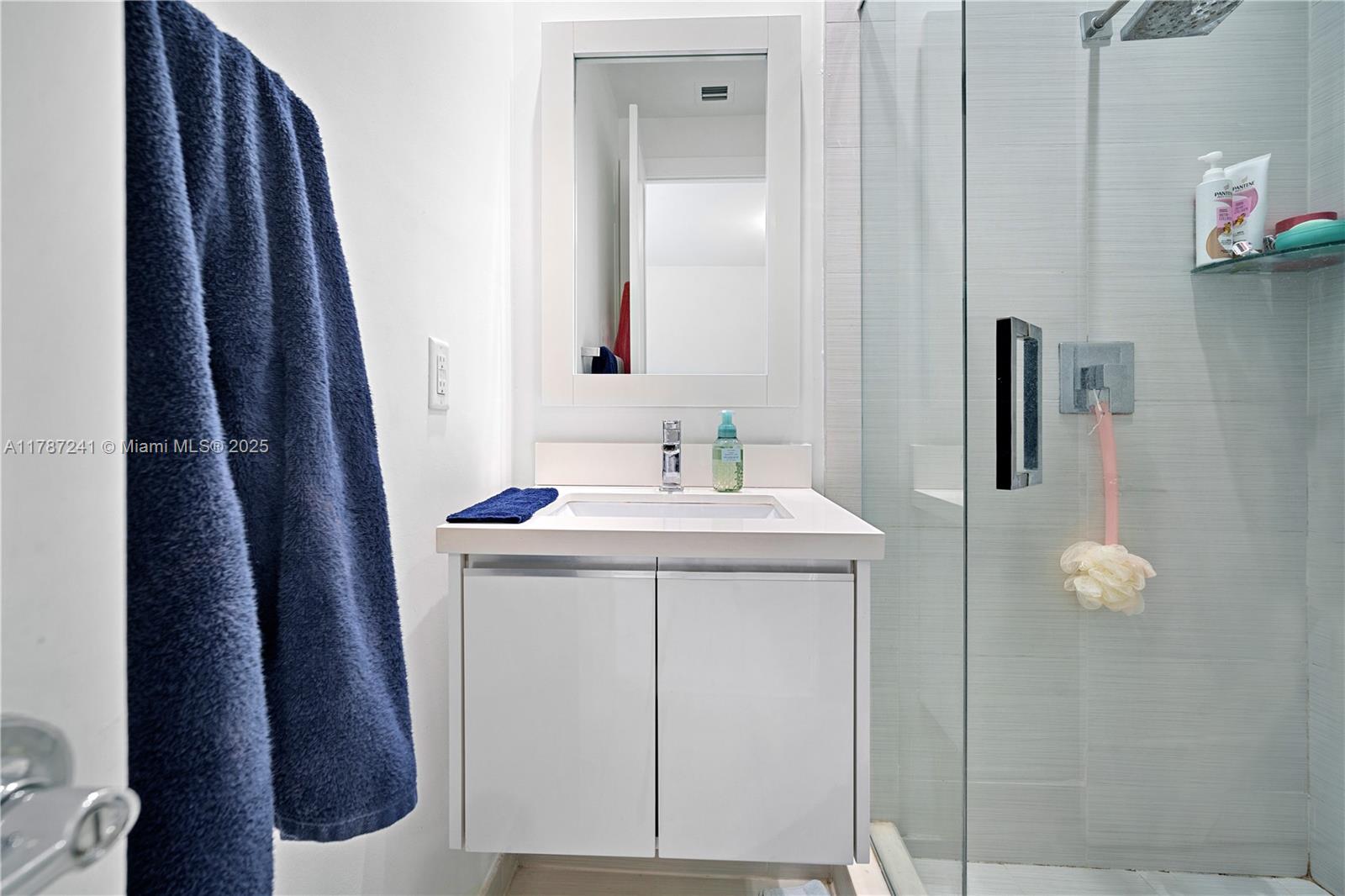 LANDMARK AT DORAL - Residential Lease