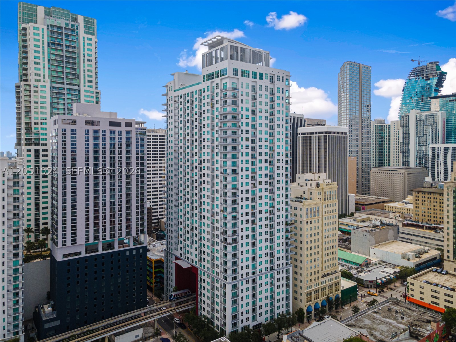 THE LOFT DOWNTOWN II COND - Residential Lease