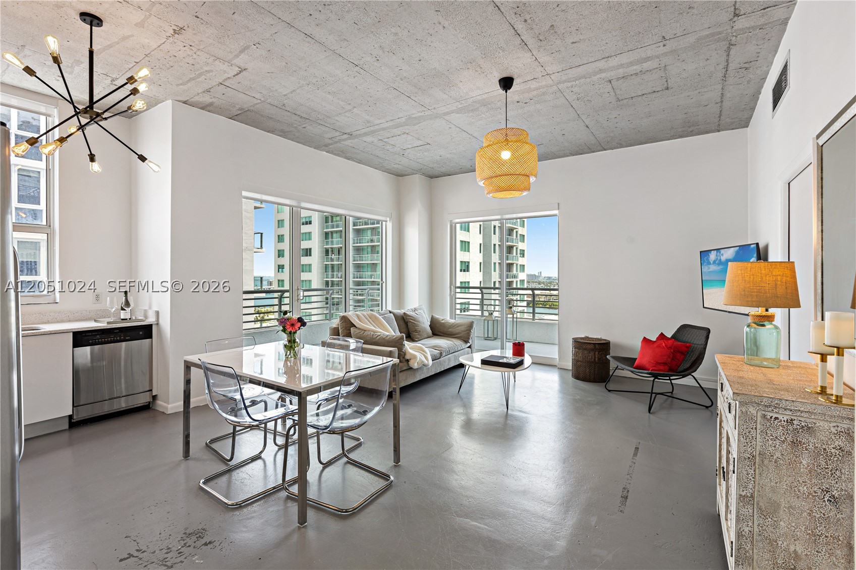 THE LOFT DOWNTOWN II COND - Residential Lease