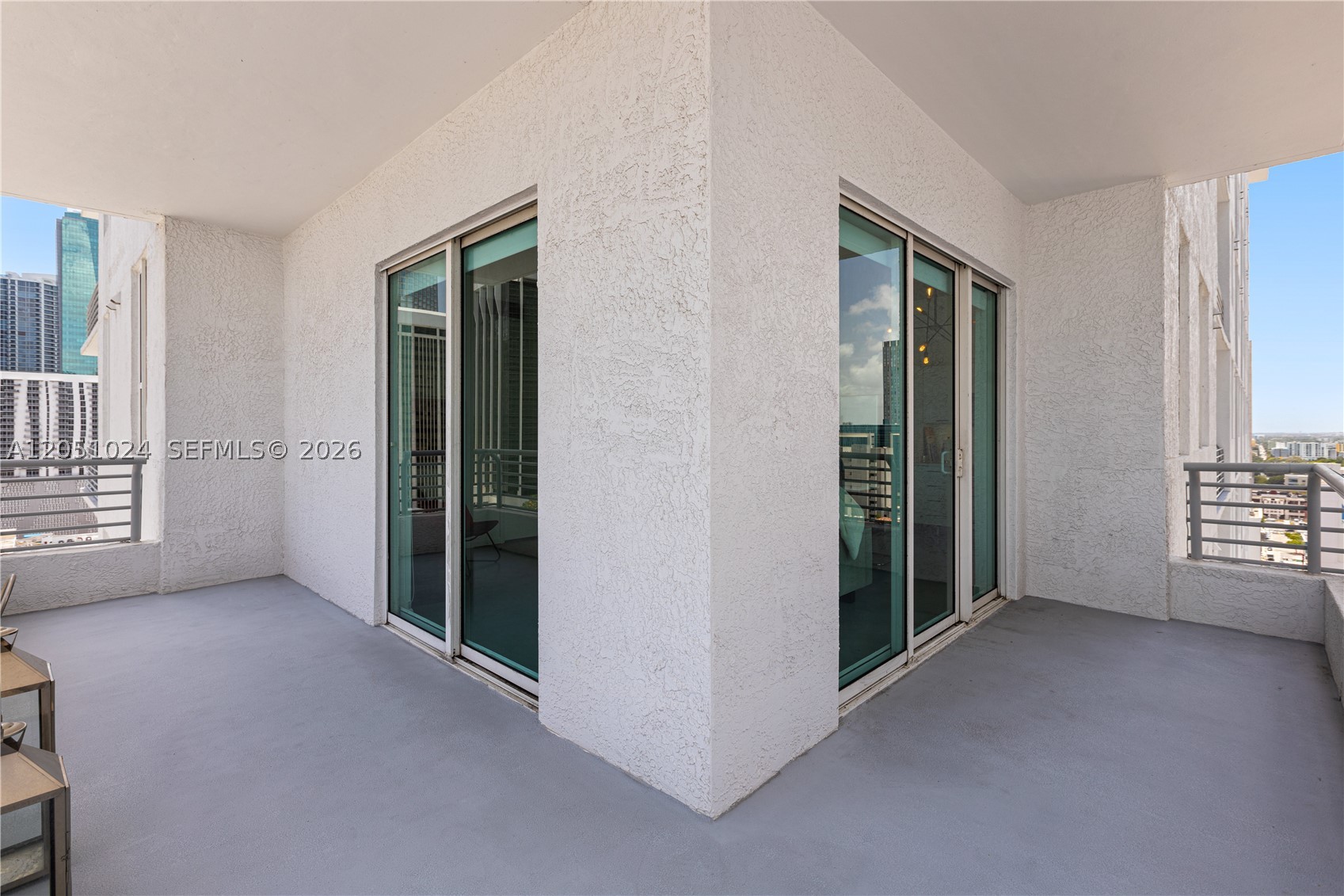 THE LOFT DOWNTOWN II COND - Residential Lease