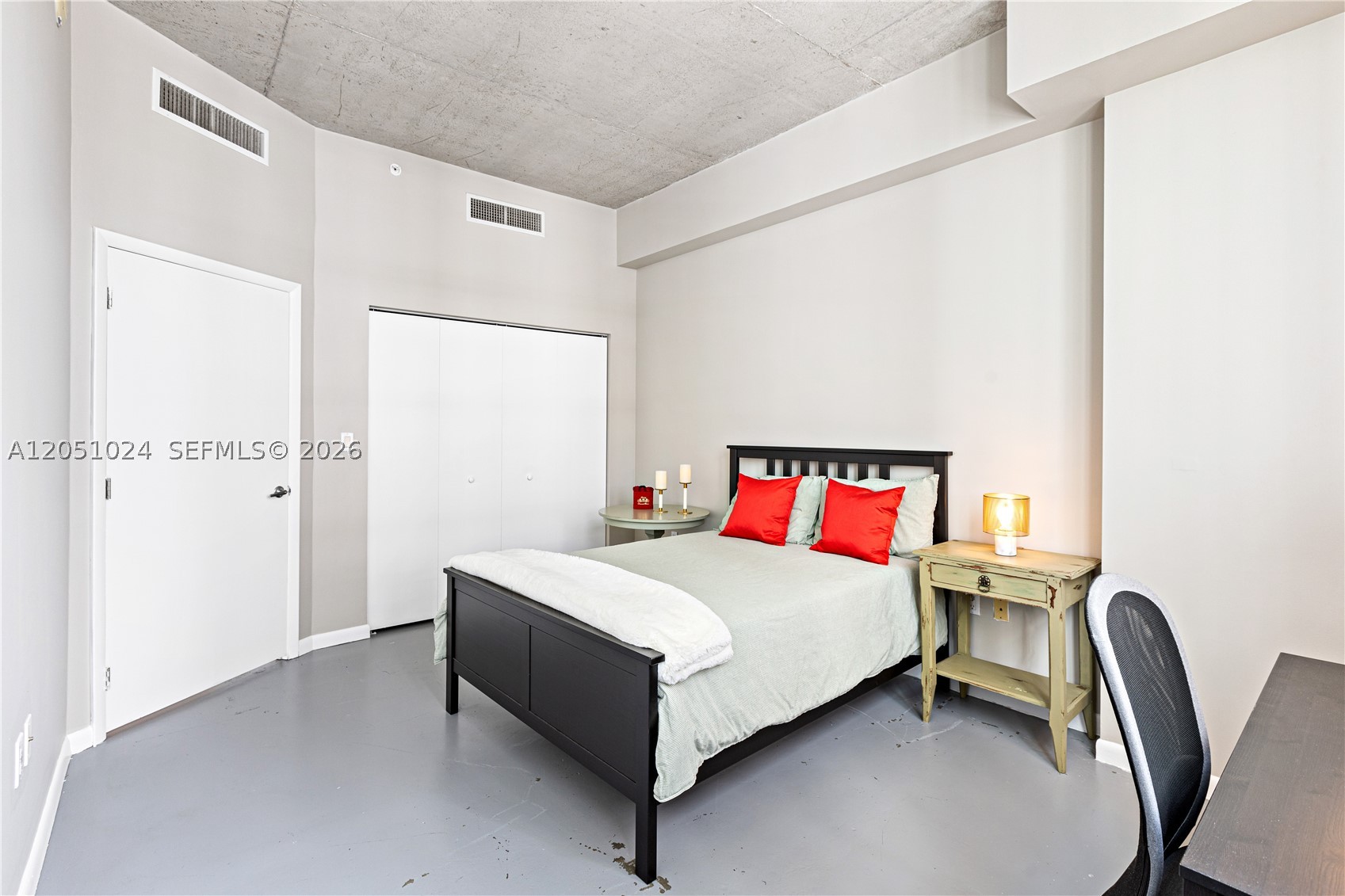 THE LOFT DOWNTOWN II COND - Residential Lease