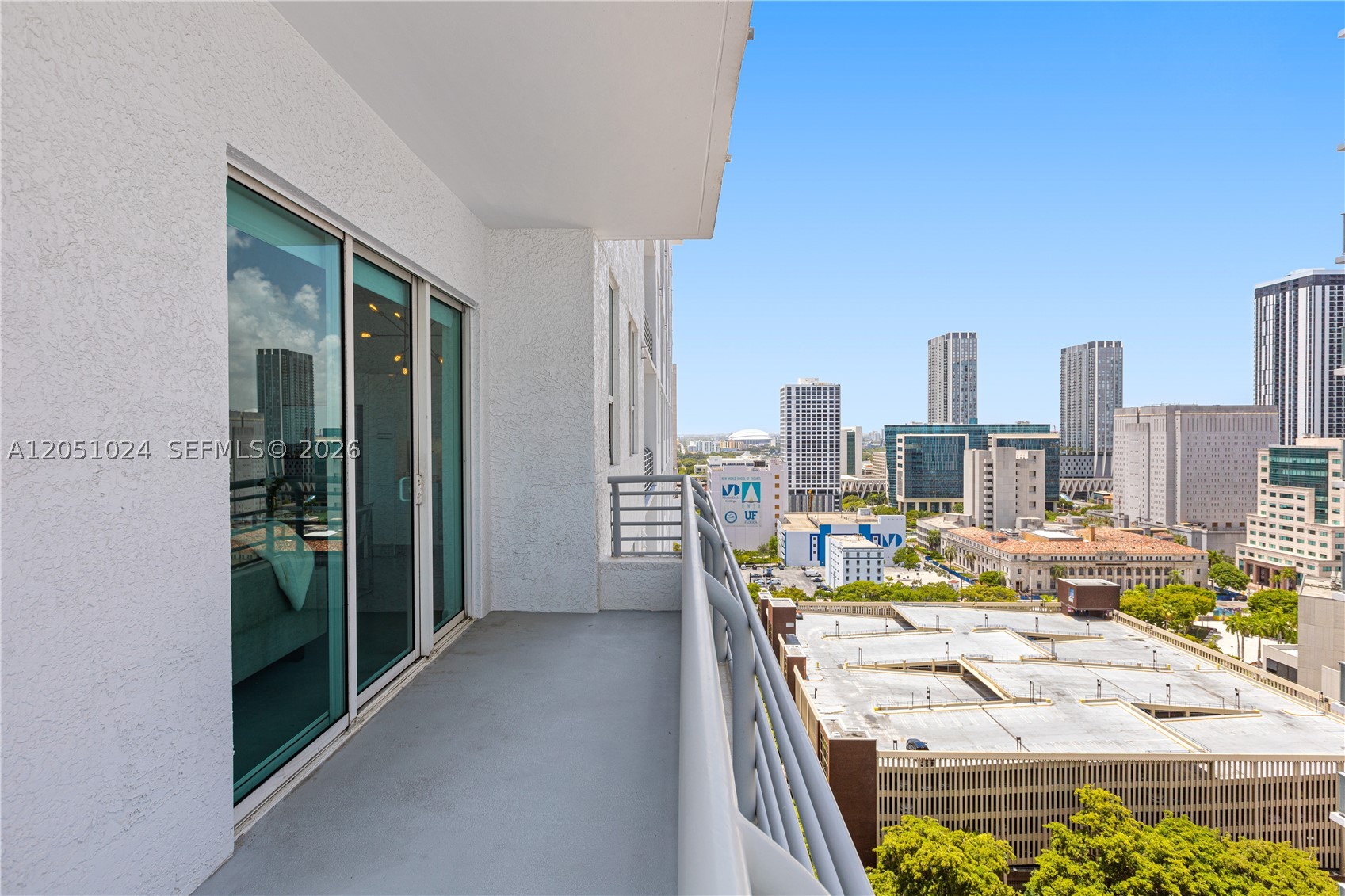 THE LOFT DOWNTOWN II COND - Residential Lease