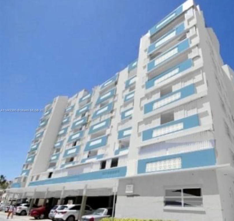 BAKER TOWERS CONDO - Residential