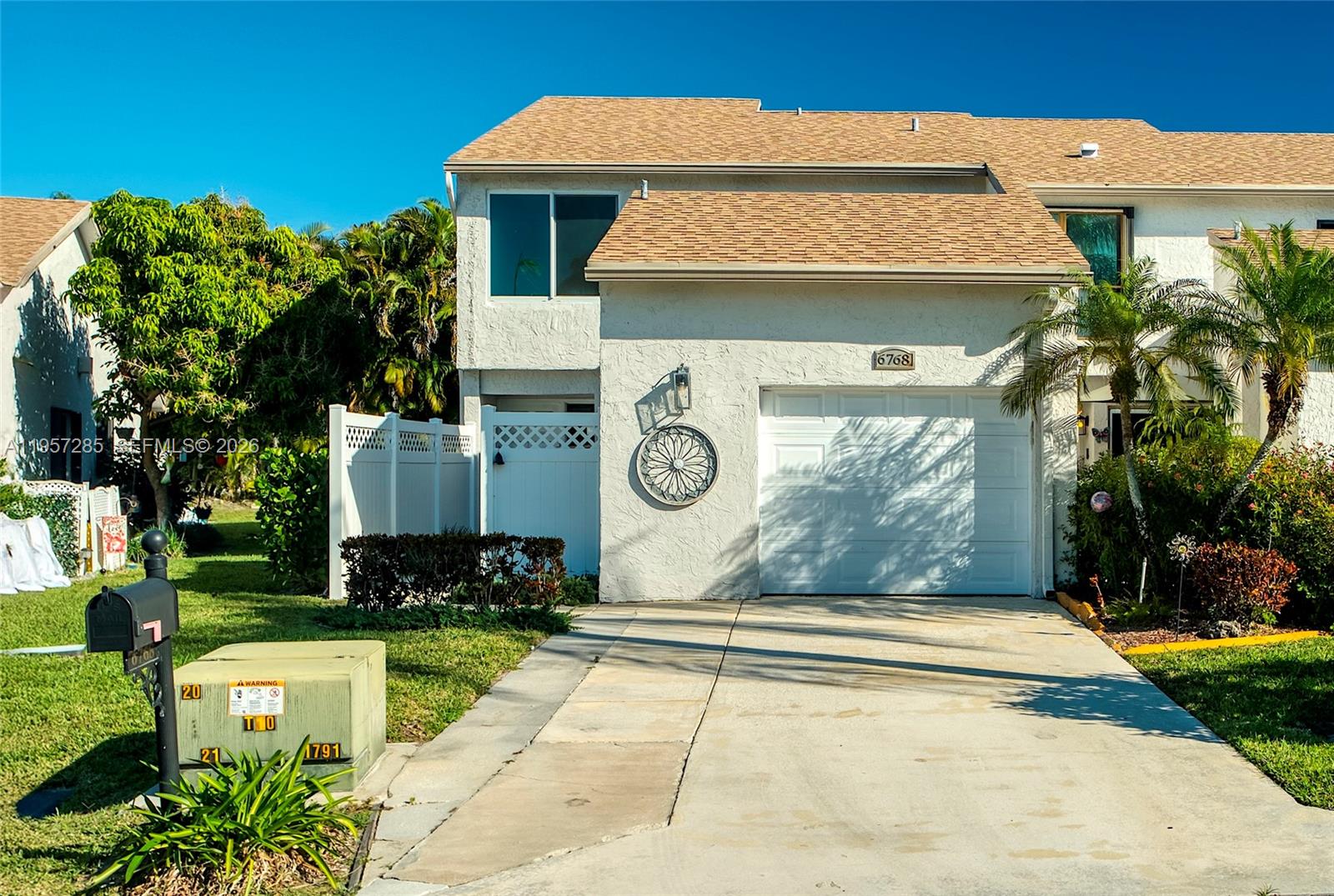 Updated 3-bedroom + den, 3 bath townhome with a 1-car garage and private outdoor space off the primary bedroom.?This home features an open-concept kitchen with quartz countertops, tile backsplash, stainless steel appliances, and a cozy fireplace—perfect for everyday living and entertaining. A new roof was installed in 2021. Located in the desirable Canary Palm Club, residents enjoy a community clubhouse with heated pool and tennis courts.  A-rated public schools. Ideally situated in Central Boca, just minutes from Boca Town Center Mall, the Turnpike, and I-95.

This sale is in connection with a Bankruptcy Trustee sale and is subject to court approval. The property is being sold “As-Is, Where-Is” with no representations, warranties, or guarantees of any kind, whether expressed or implied, by the Trustee and/or its professionals. Buyers are responsible for conducting their own independent due diligence. Listing is subject to errors and omissions.