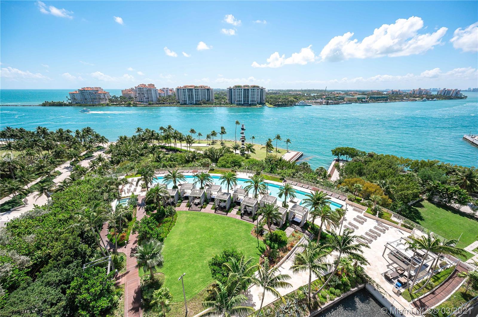 APOGEE CONDO - Residential