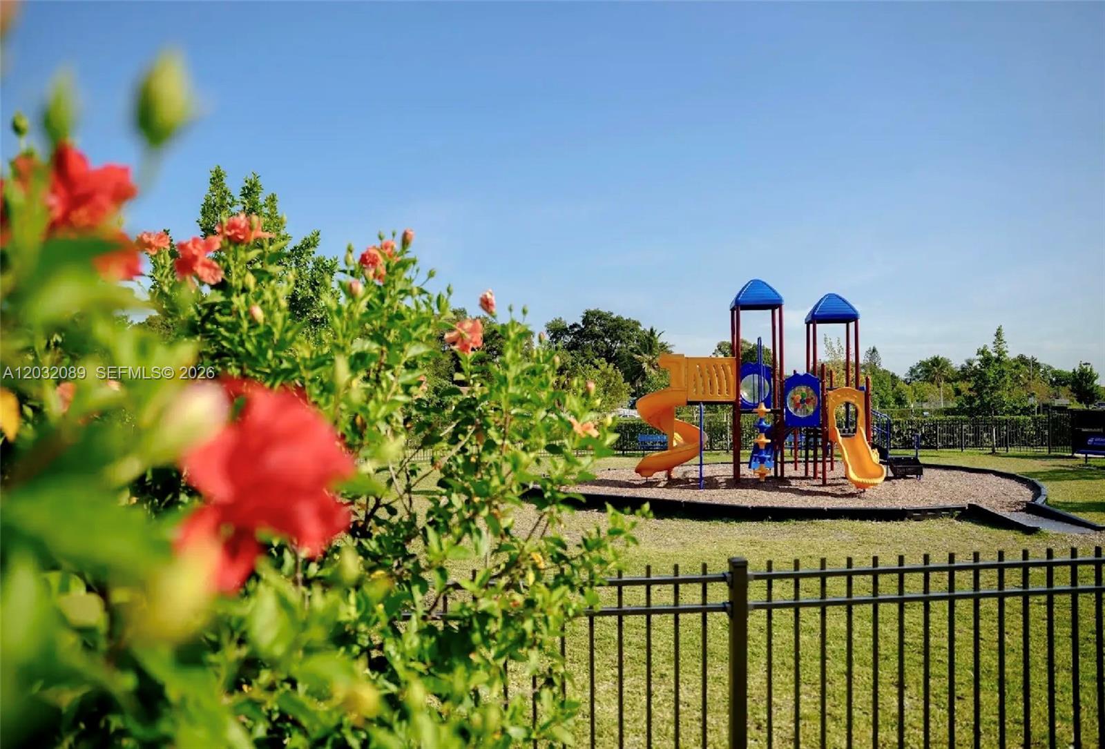 GOLF PARK SEC 1 - Residential