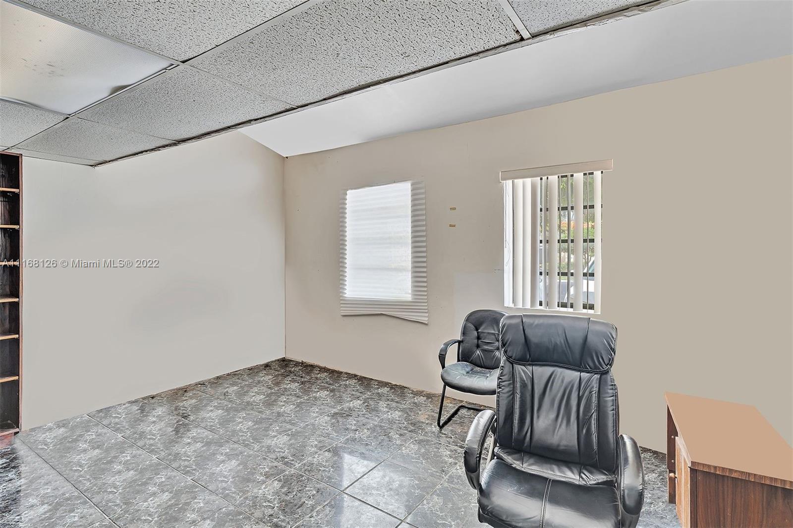 AMD PLAT OF SUNSET LAKE S - Residential