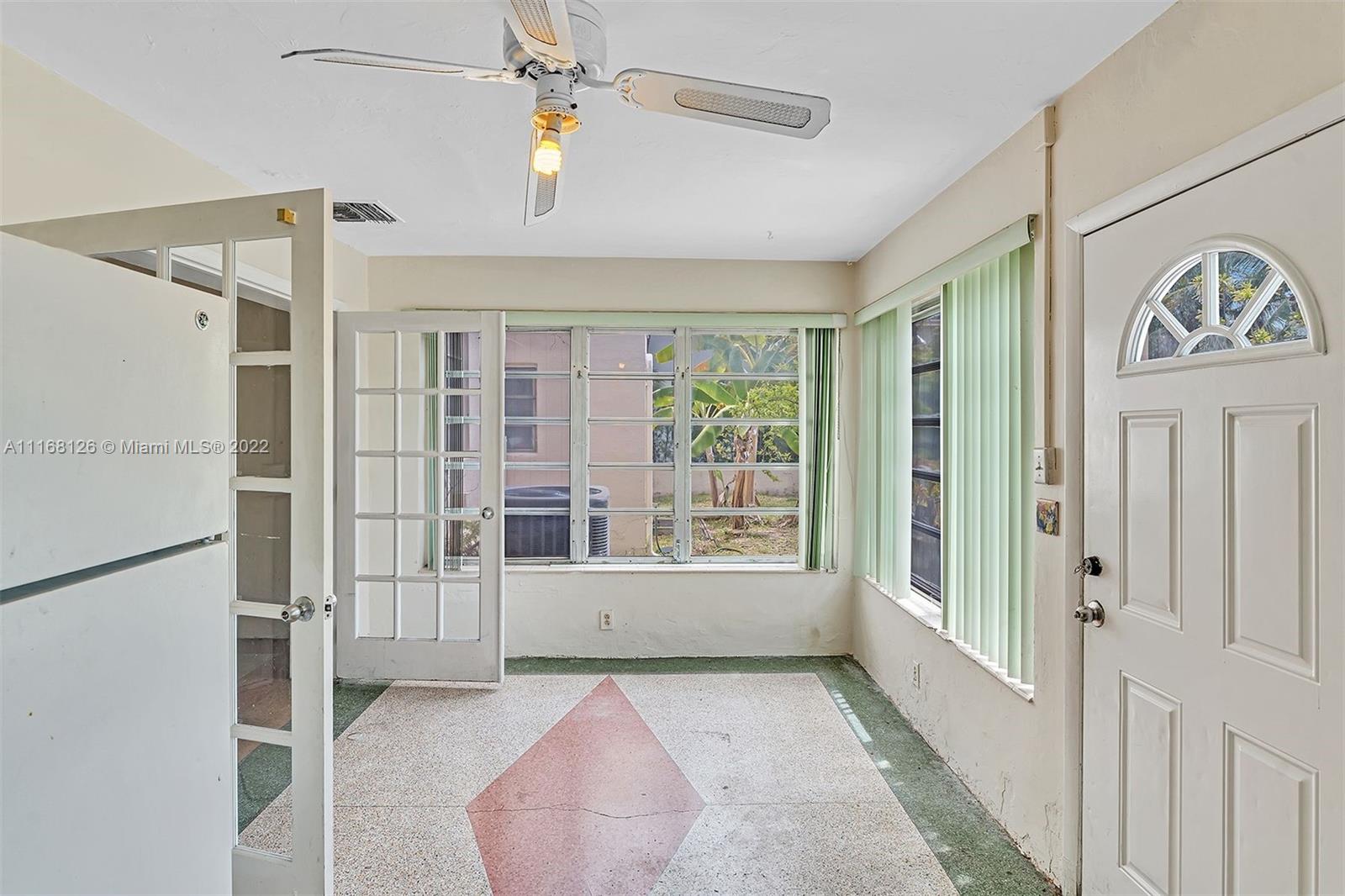 AMD PLAT OF SUNSET LAKE S - Residential