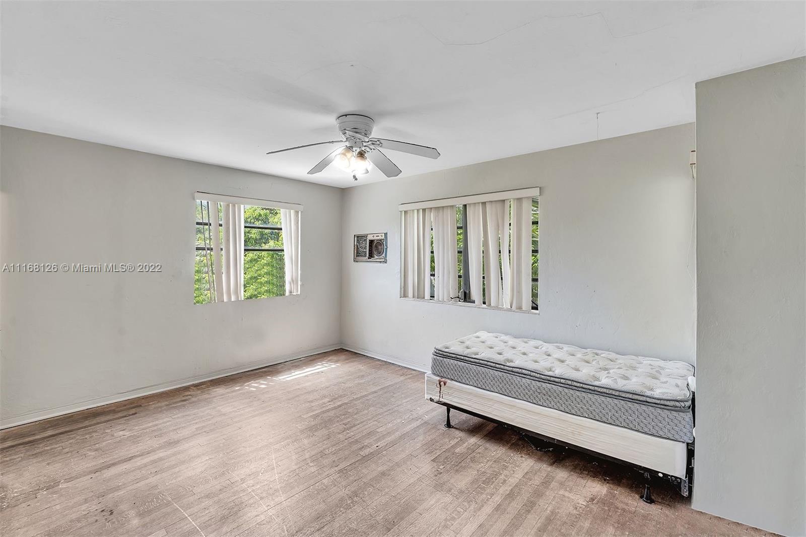 AMD PLAT OF SUNSET LAKE S - Residential