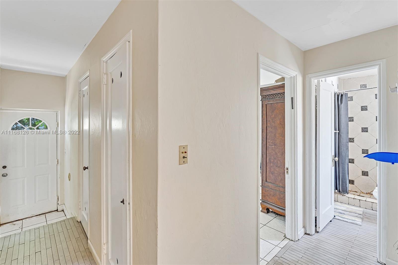 AMD PLAT OF SUNSET LAKE S - Residential