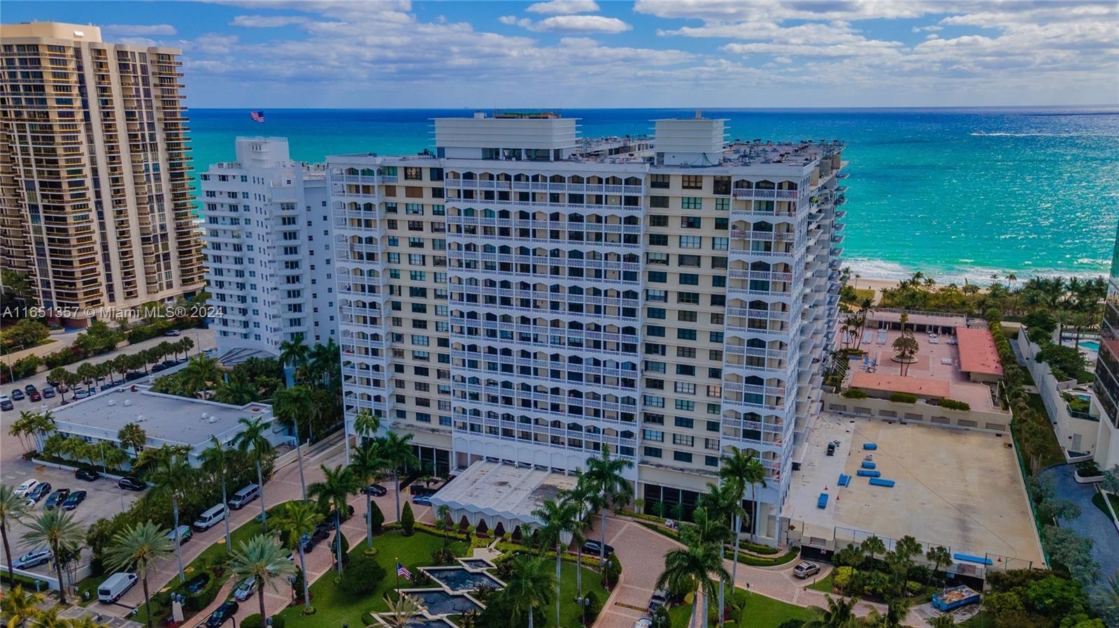 Welcome to a cozy Balmoral 2 bedroom and 2 bathrooms unit in famous Bal Harbour area. Large living room and master bedroom with closets. Great amenities in the building: Bike/Walk and Jogging path, Pool and Ocean service, Gym, hair salon, piano bar, 24-hour security, pool and restaurant and tennis courts (are under construction.)
The building is going through renovation by replacing all balconies. The Balmoral is located in the heart of Bal Harbour shops and restaurants and house of worships.