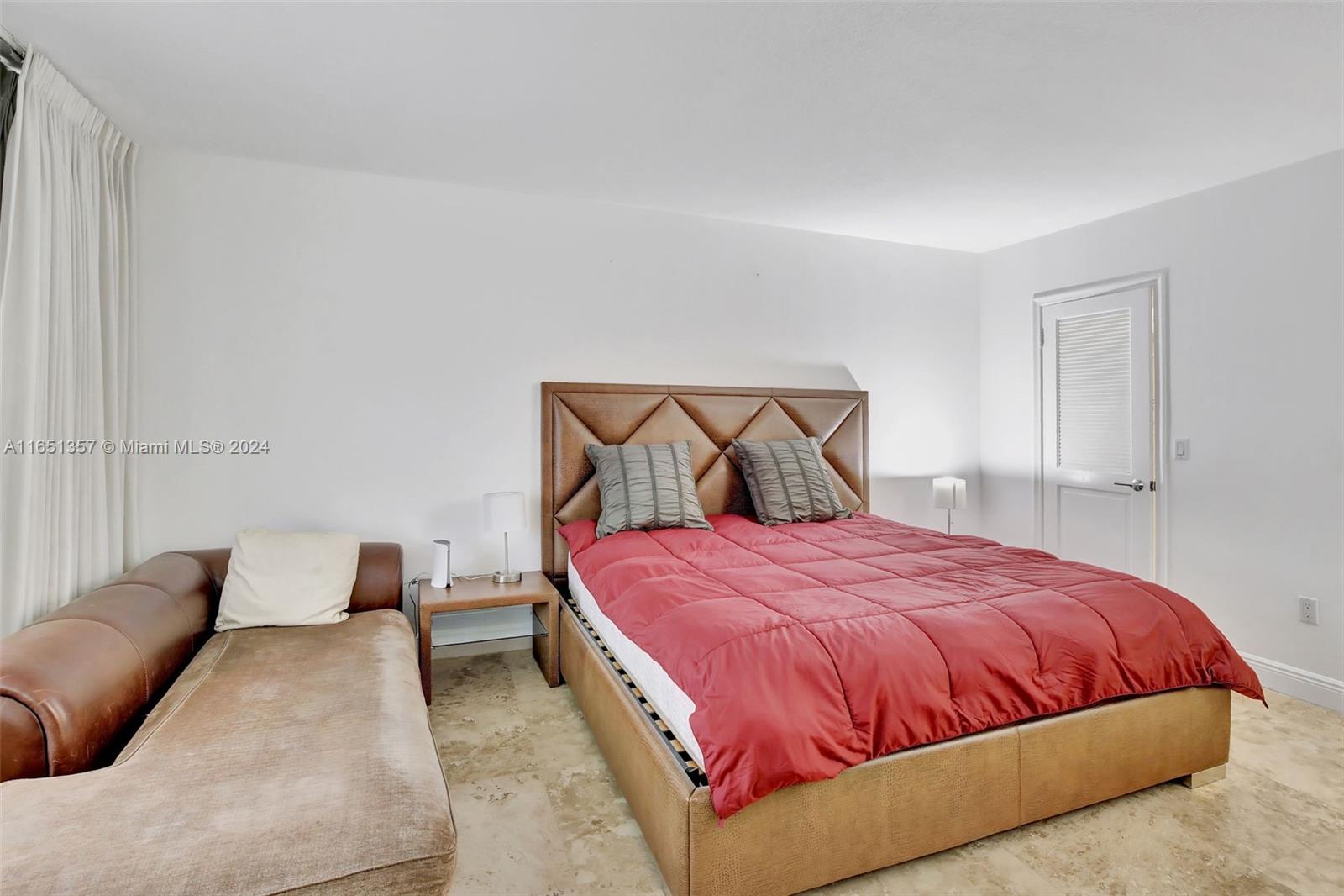 BALMORAL CONDO - Residential