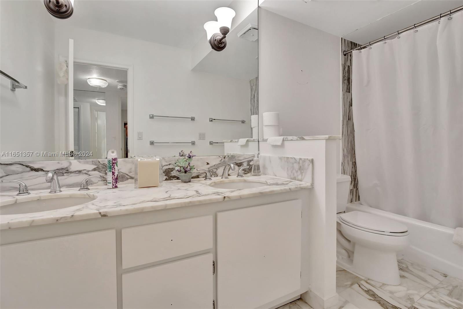 BALMORAL CONDO - Residential