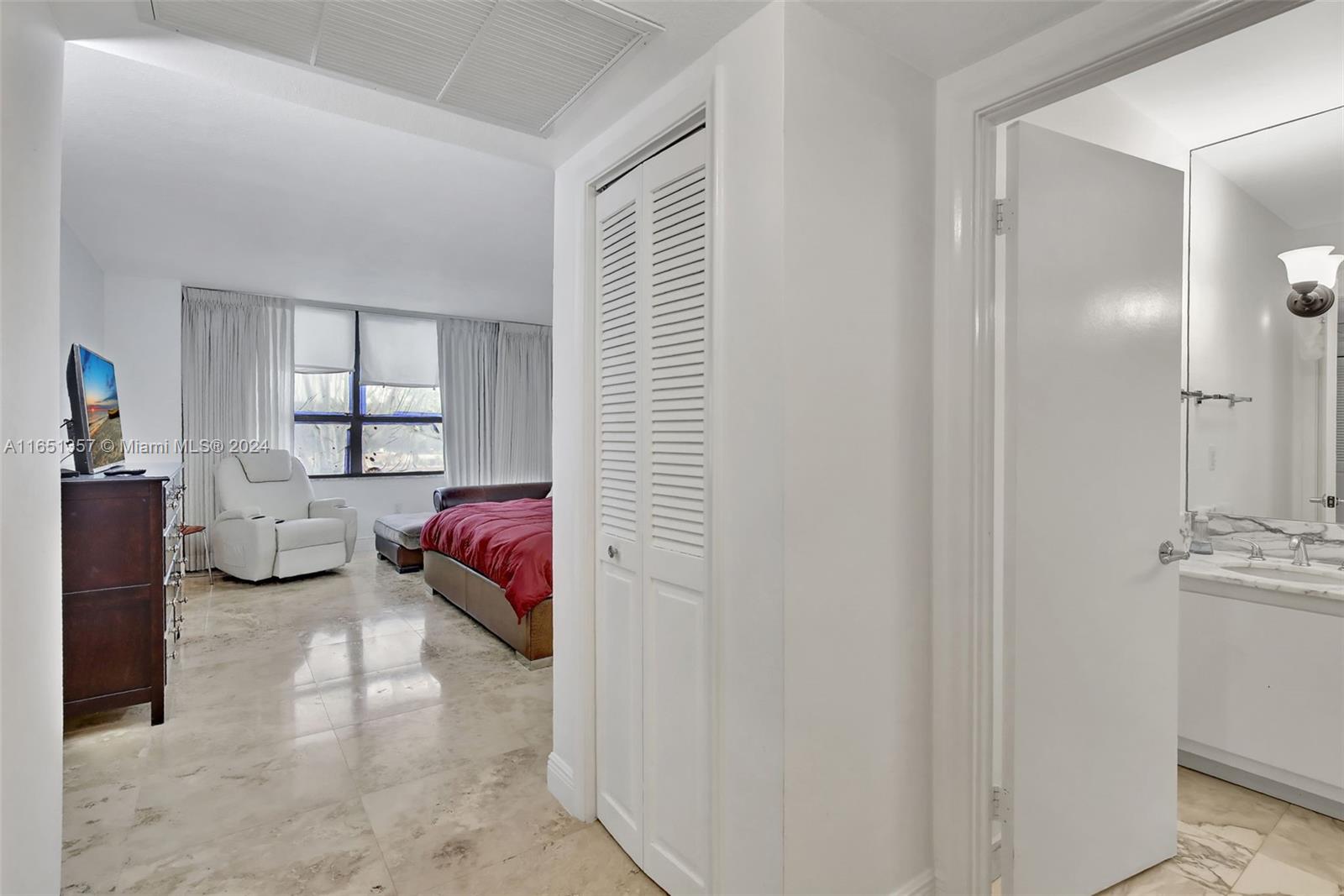 BALMORAL CONDO - Residential