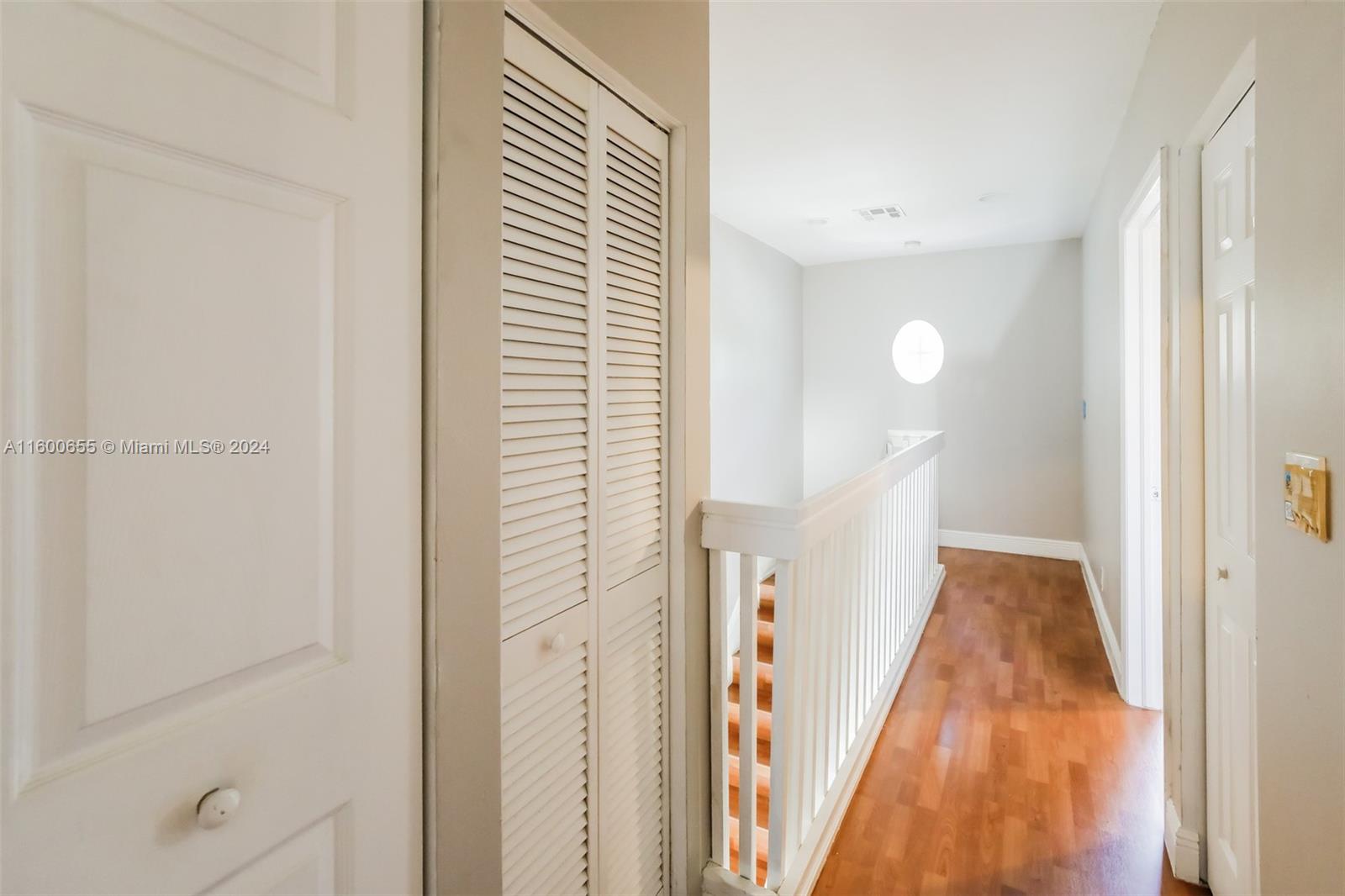 HOLLYWOOD BEACH GARDENS - Residential Lease