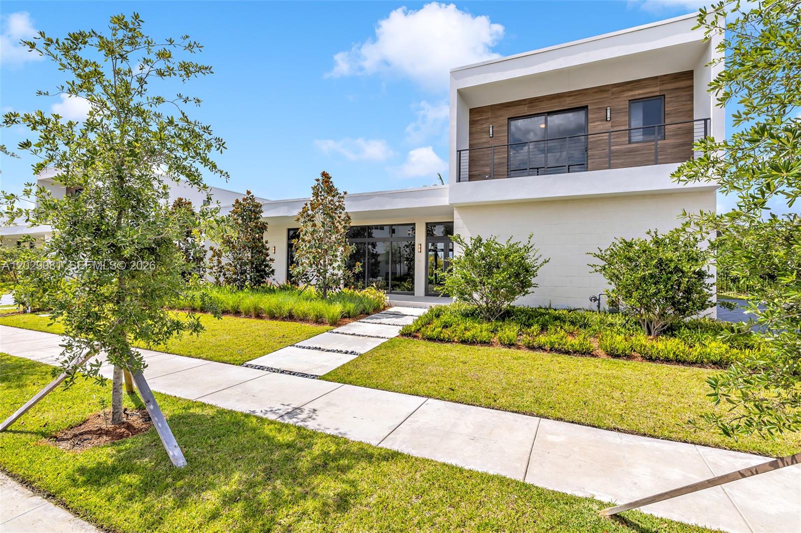 WESTON ESTATES - Residential