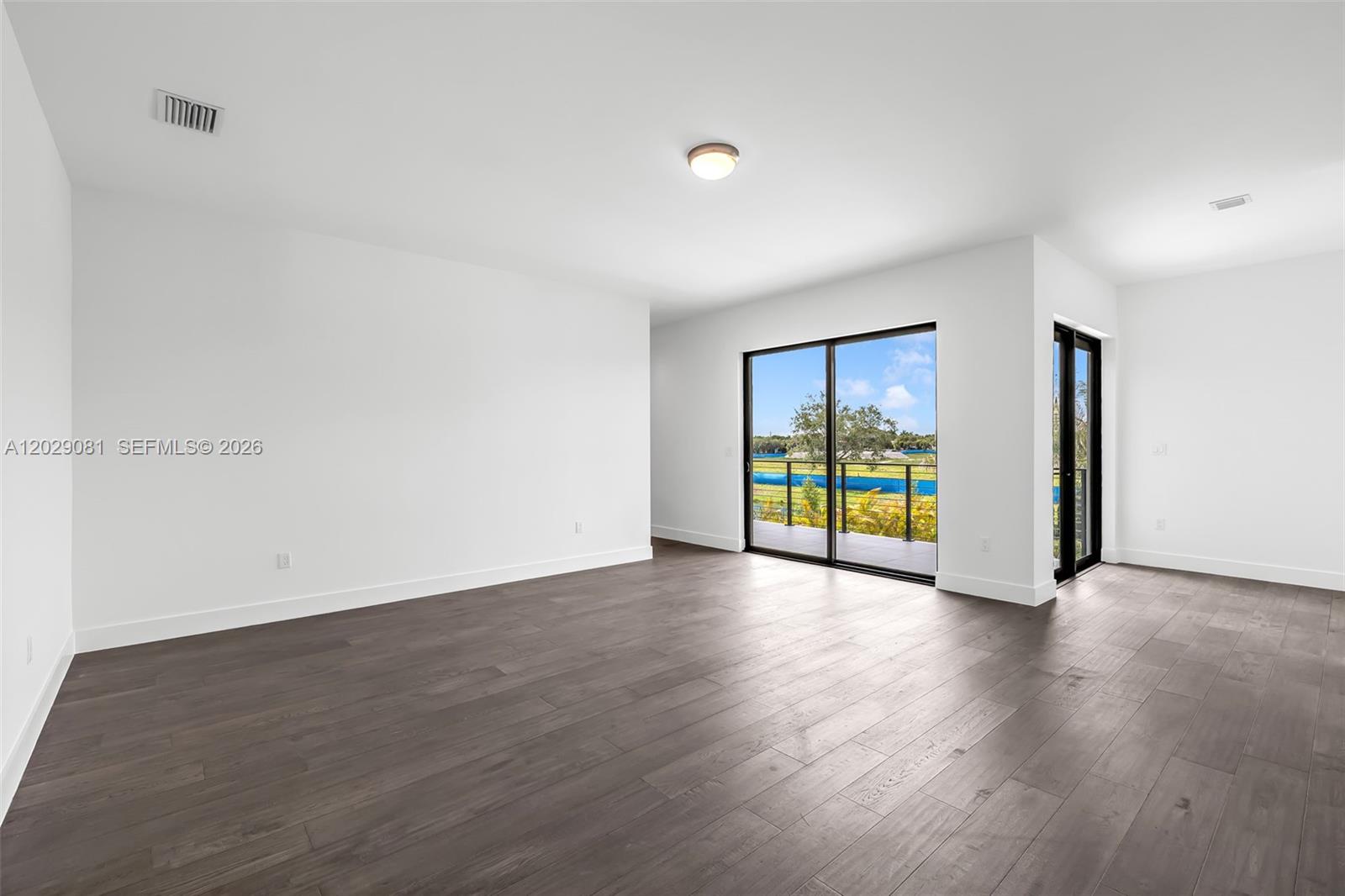 WESTON ESTATES - Residential