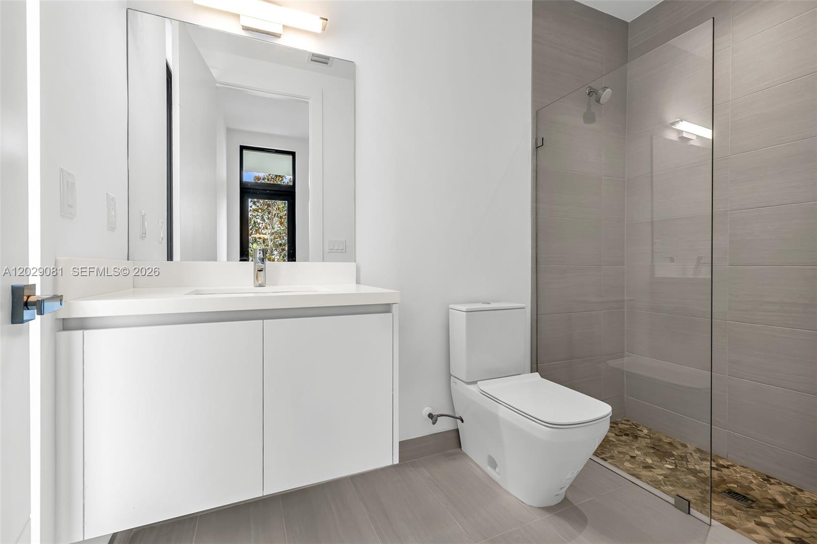 WESTON ESTATES - Residential