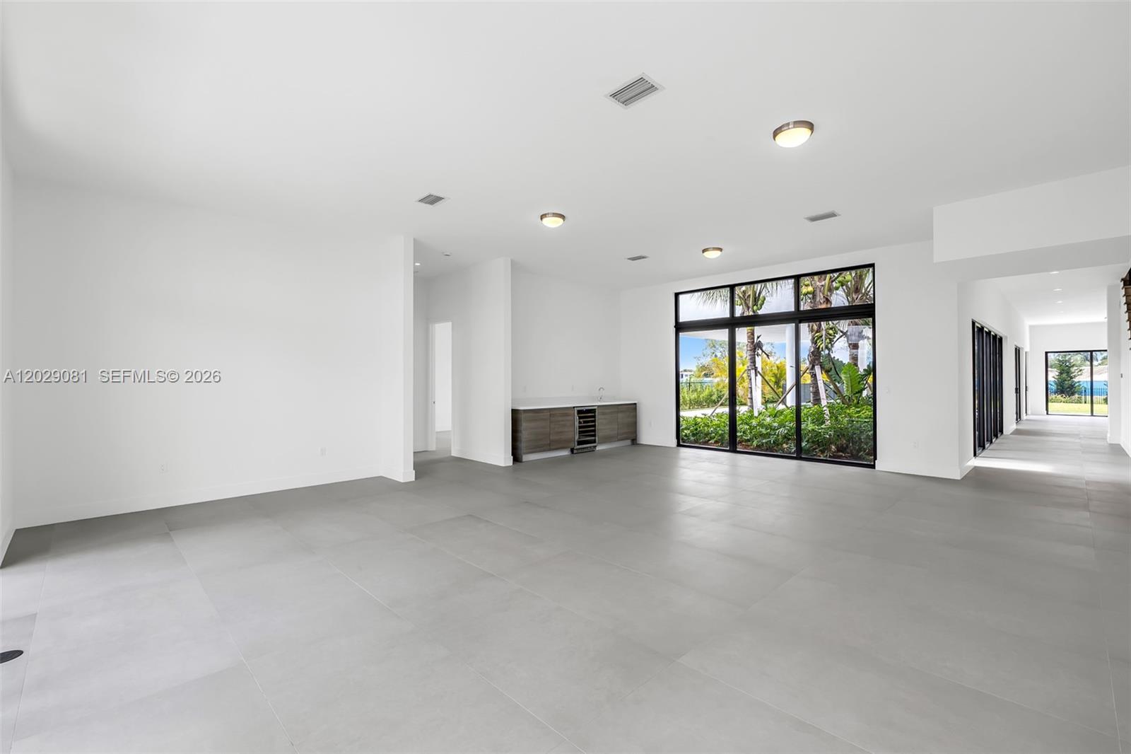 WESTON ESTATES - Residential