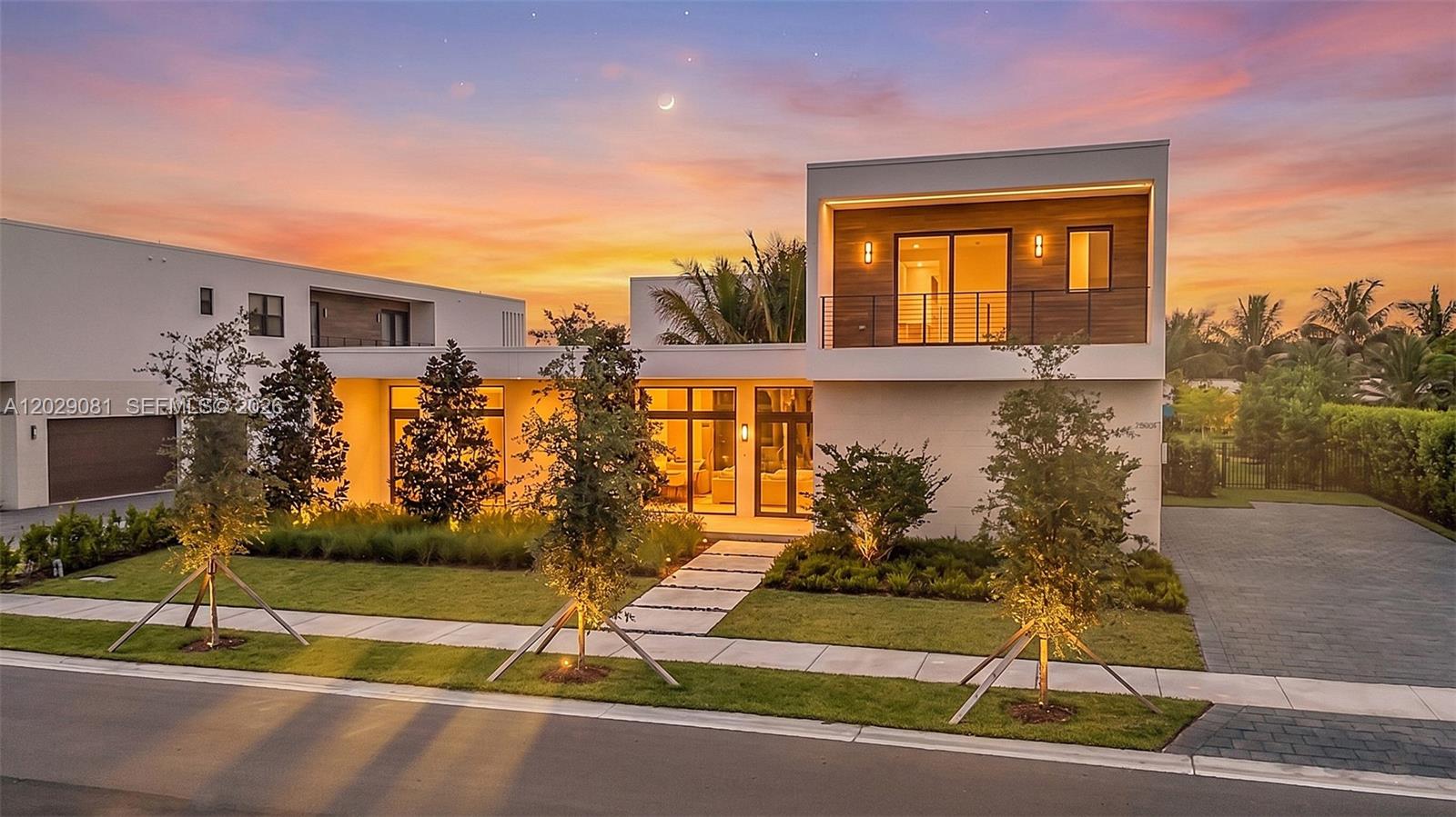 WESTON ESTATES - Residential