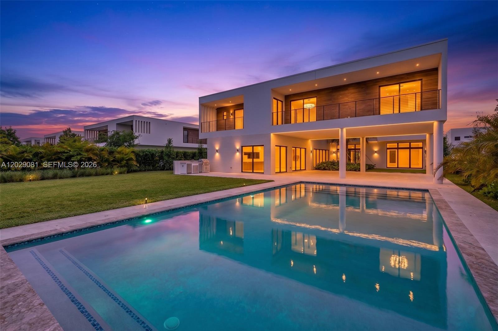 WESTON ESTATES - Residential