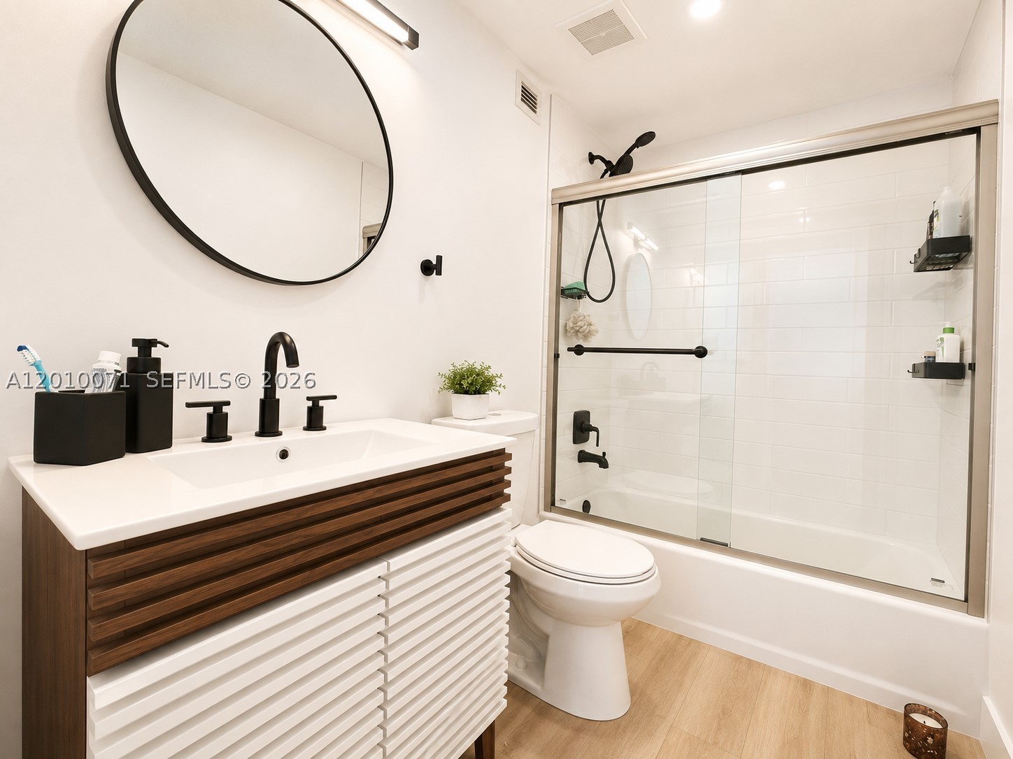 COASTAL TOWERS CONDO - Residential