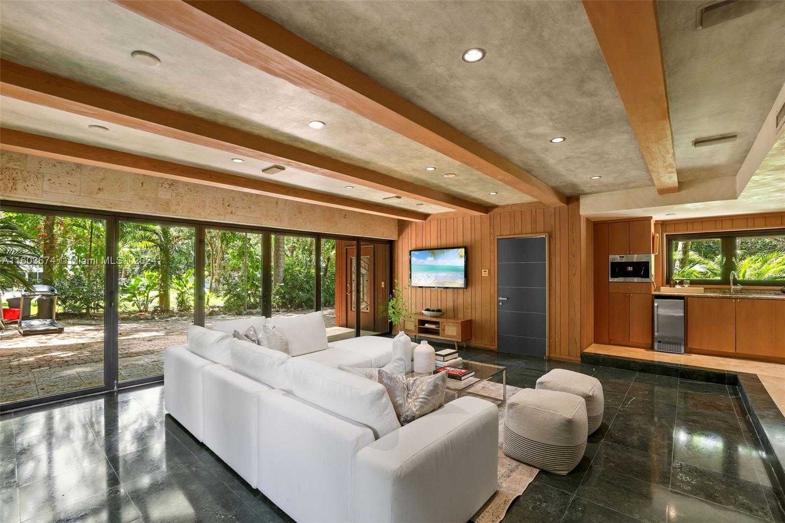 HAMMOCK PARK - Residential