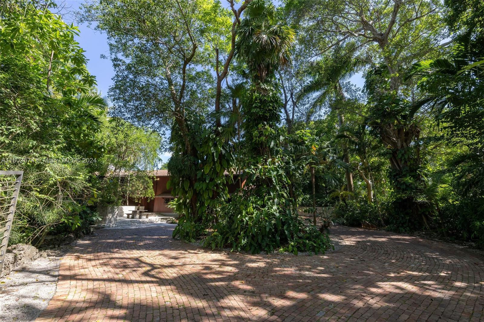 HAMMOCK PARK - Residential